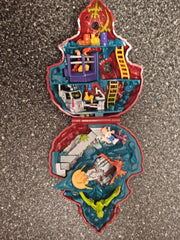 Mighty Max Blows Up Dino Lab Bluebird Complete