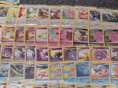 Pokemon TCG - Unbroken Bonds Holo Collection