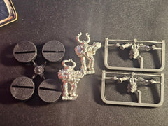 Warhammer 40k Metal Chaos Marines with Assault Weapon