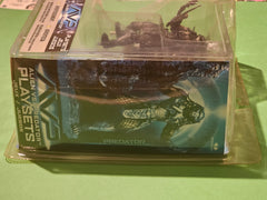 Alien Vs Predator with base Toys