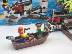 Lego Pirates Soldiers Fort 70412 Complete