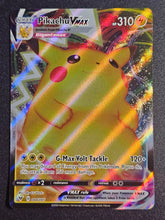 Pokemon TCG - Pikachu VMAX 044/185 Vivid Voltage