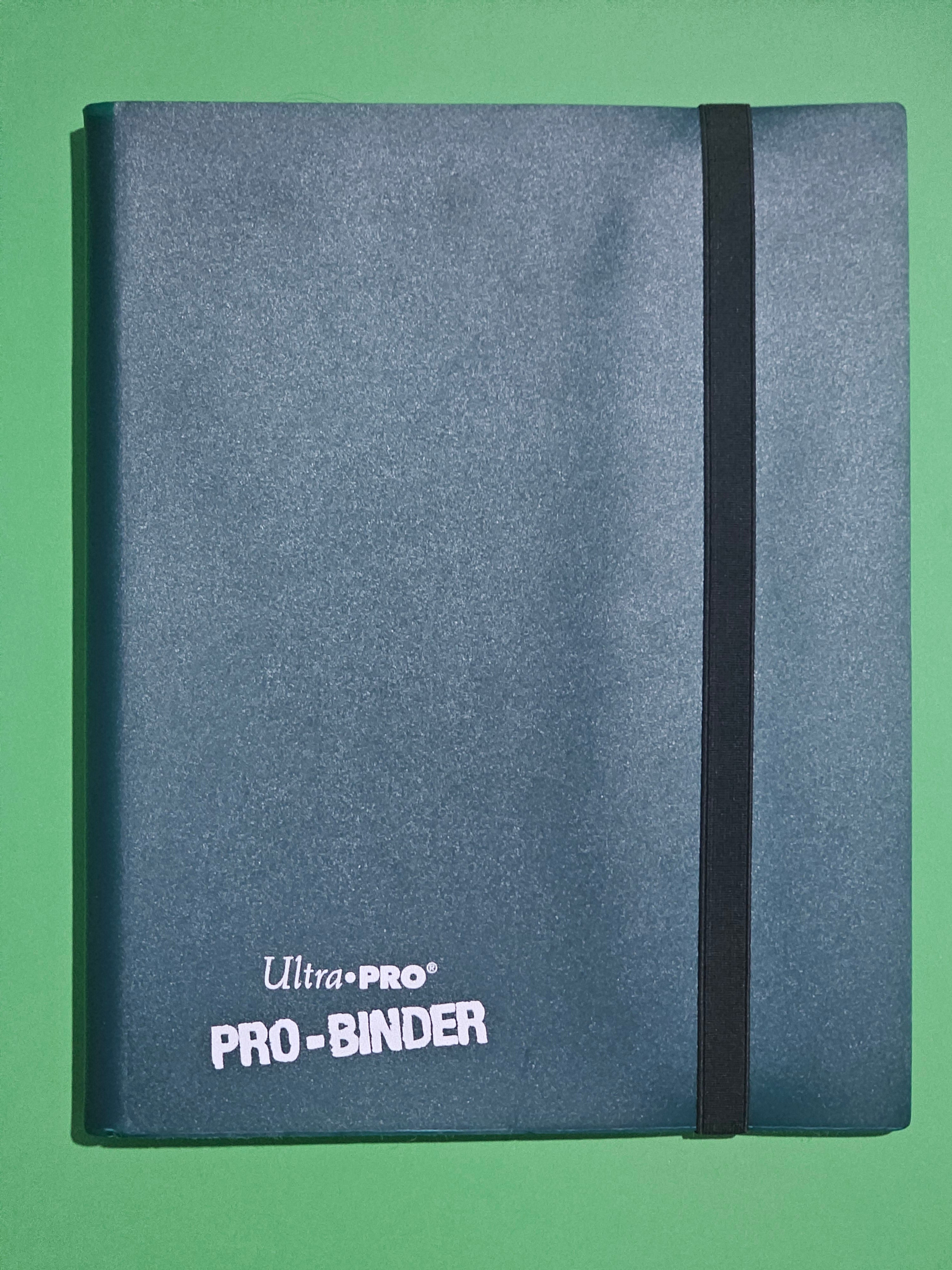 Ultra Pro 9 Pocket Binder Green