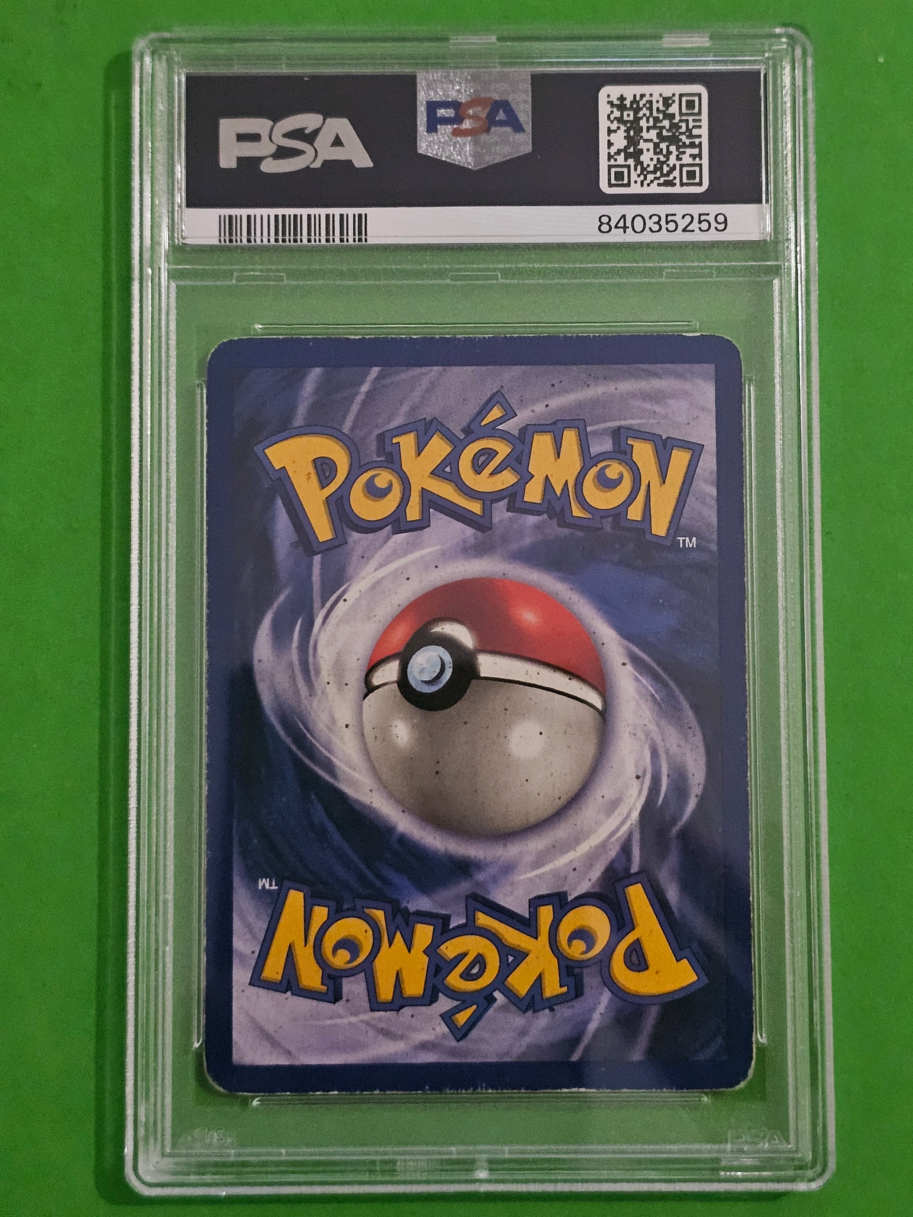 Pokemon TCG - Alakazam 1/102 VG-EX PSA 4