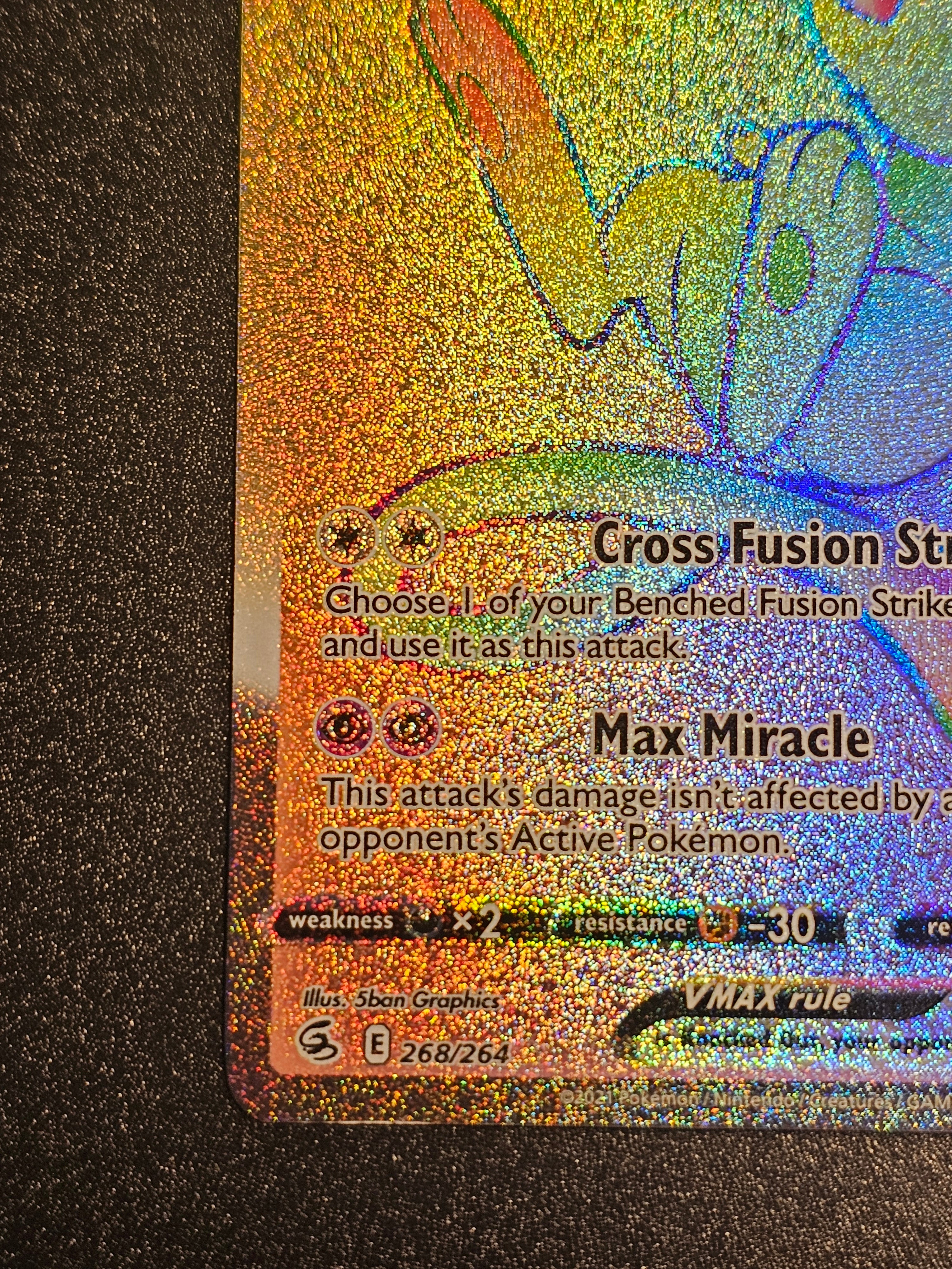 Pokemon TCG - Mew VMAX 268/264 Fusion Strike