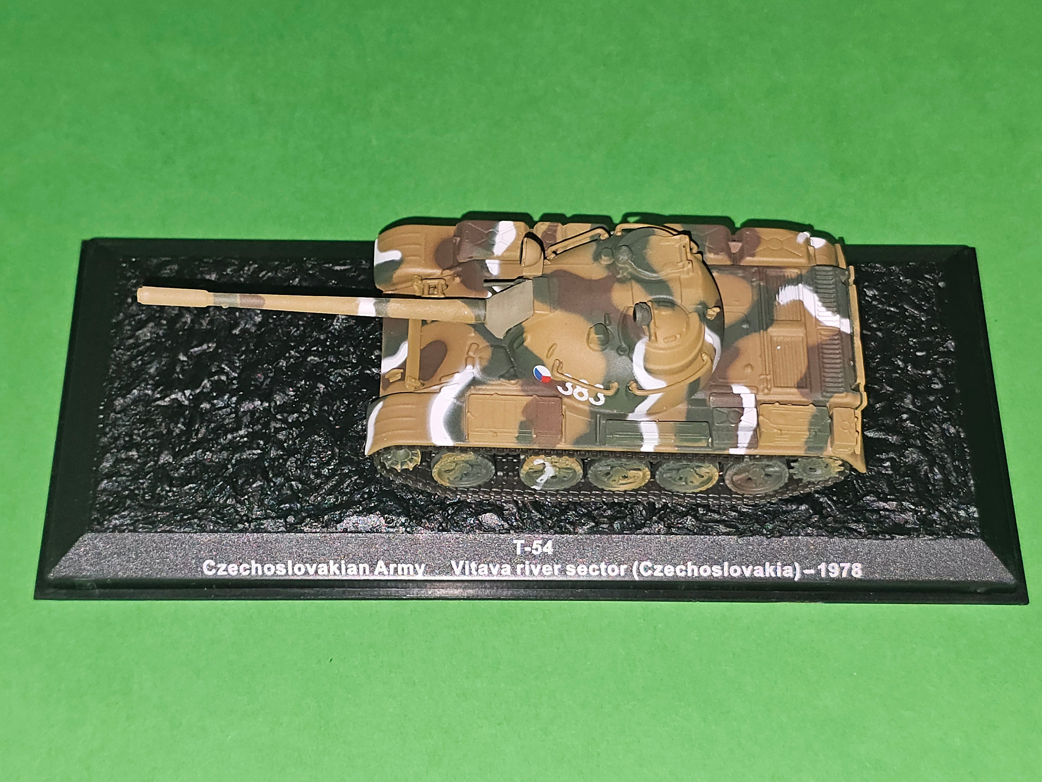 Deagostini Combat Tank - T-54