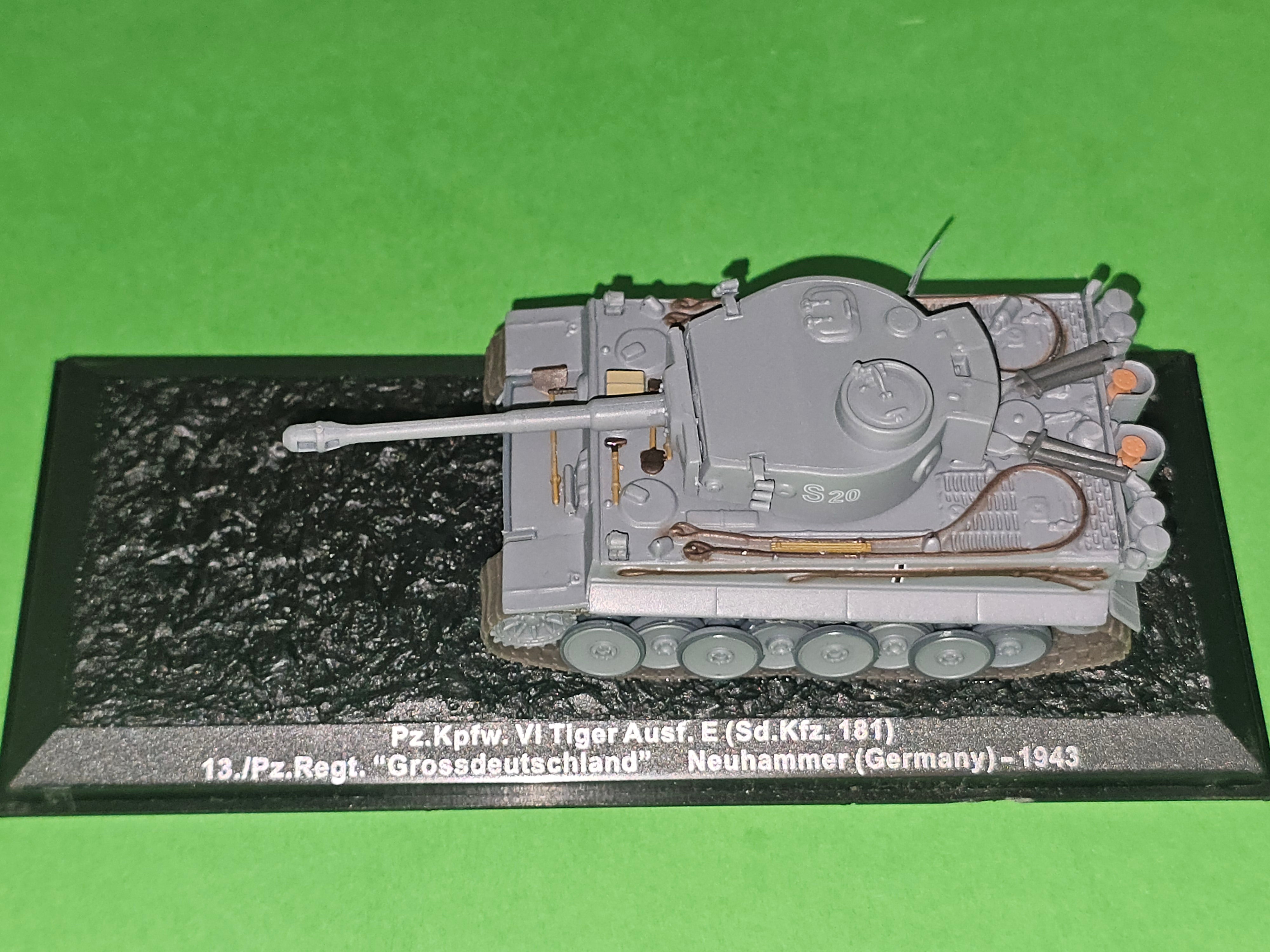 Deagostini Combat Tank - Pz.Kpfw. VI Tiger Ausf. E