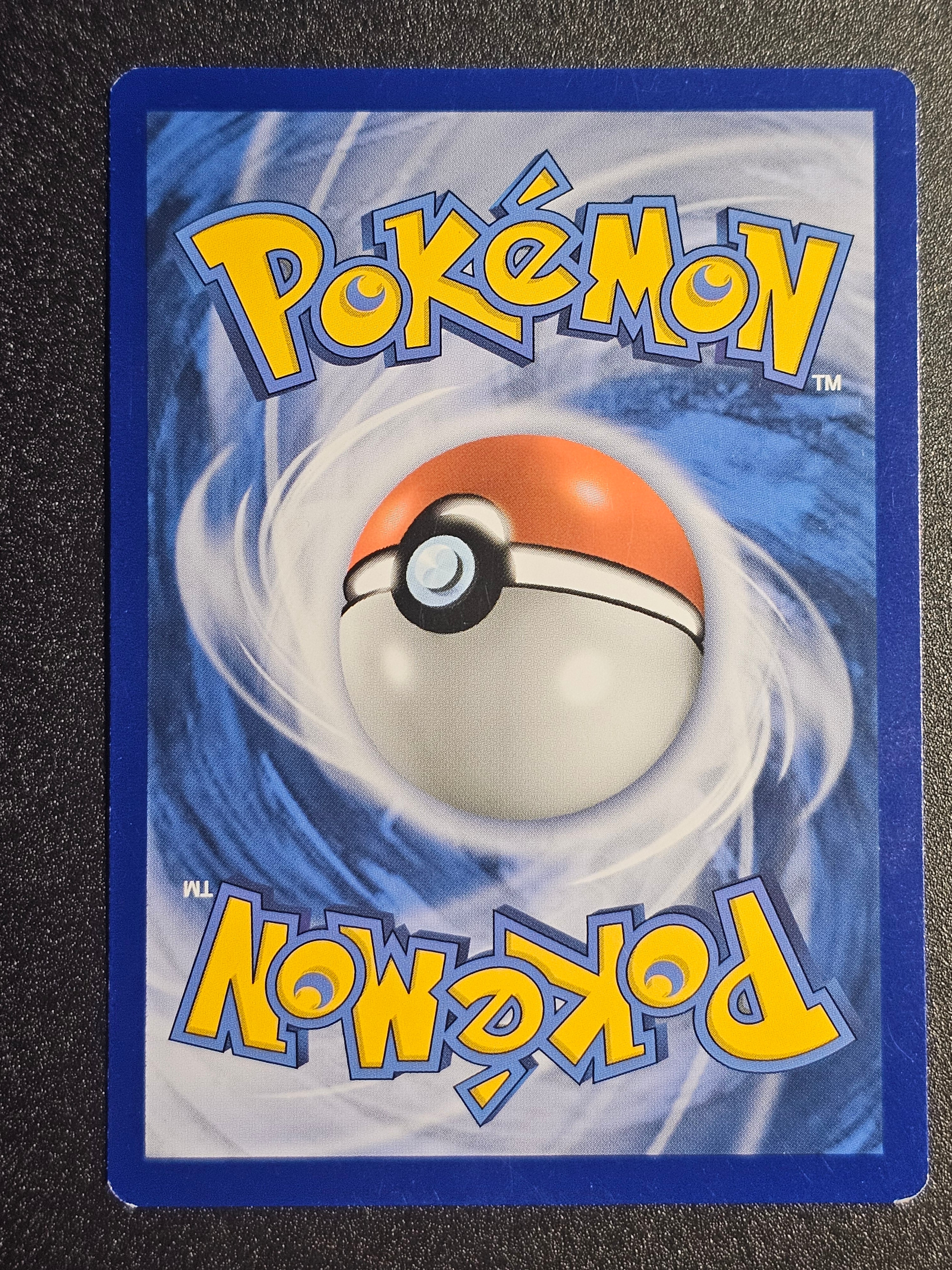 Pokemon TCG - Surfing Pikachu 111/108 Evolutions