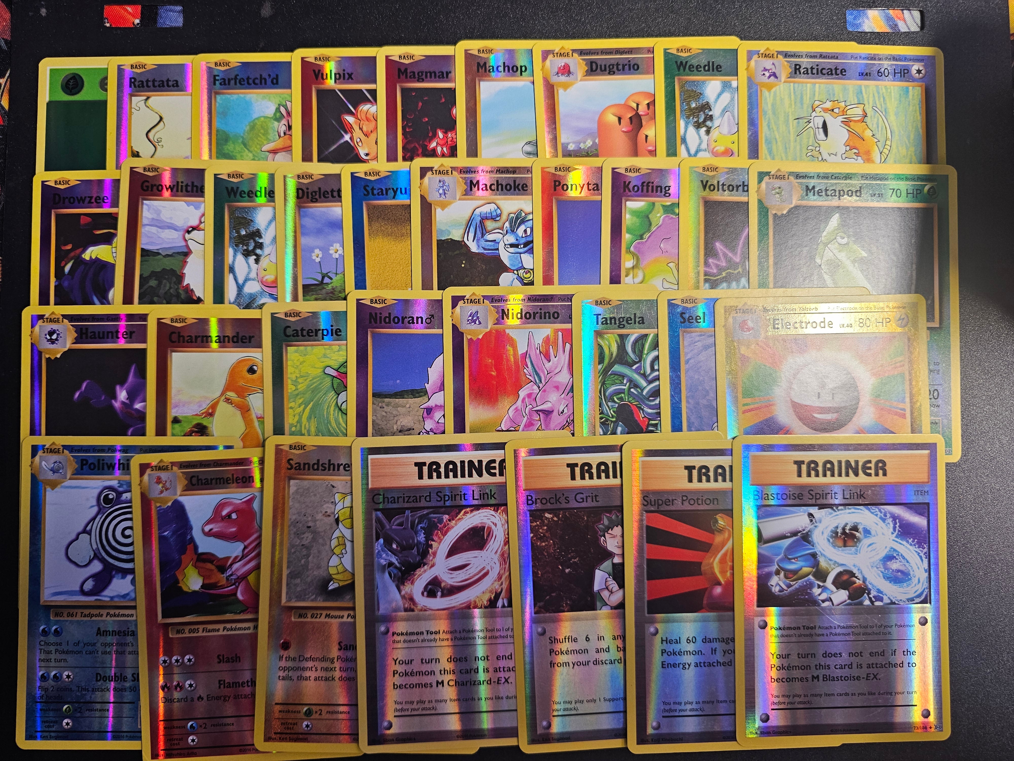 Pokemon TCG - Evolutions Collection