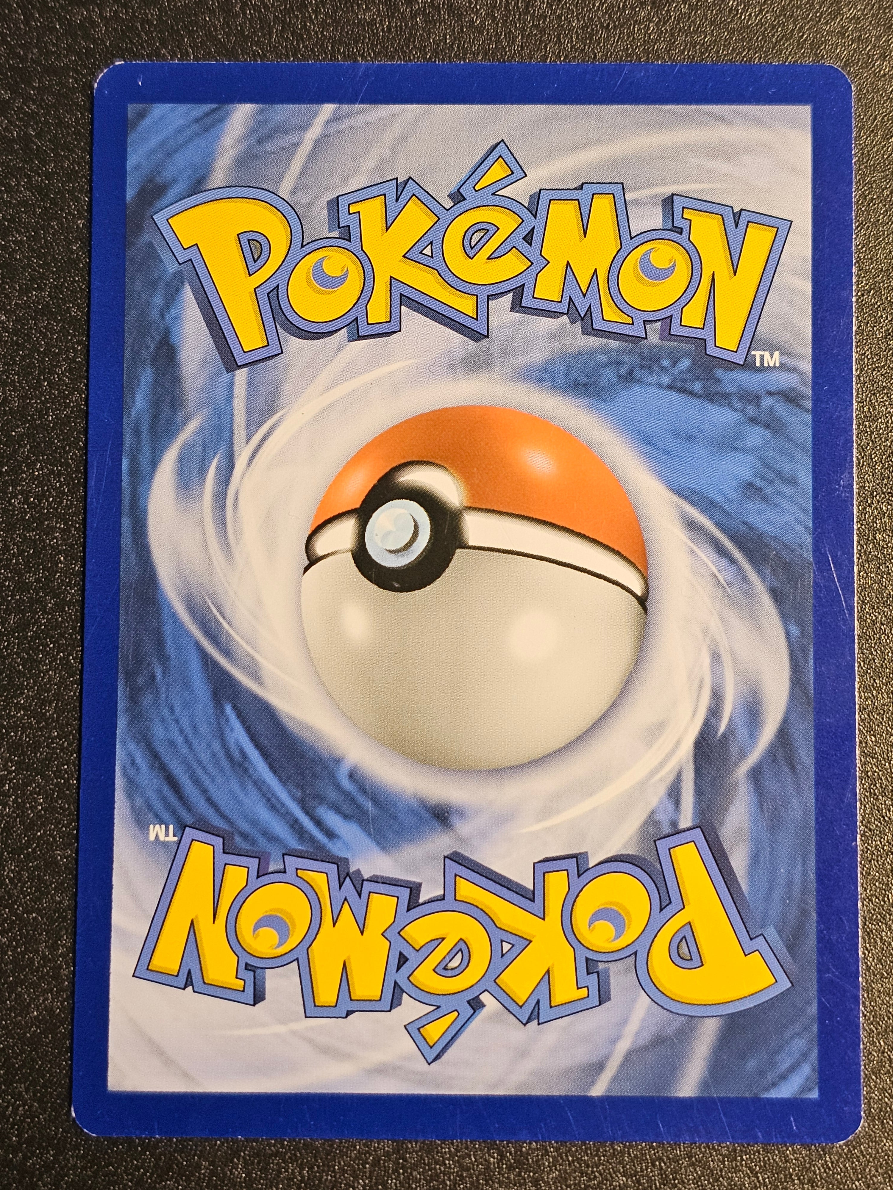 Pokemon TCG - Flying Pikachu 110/108 Evolutions