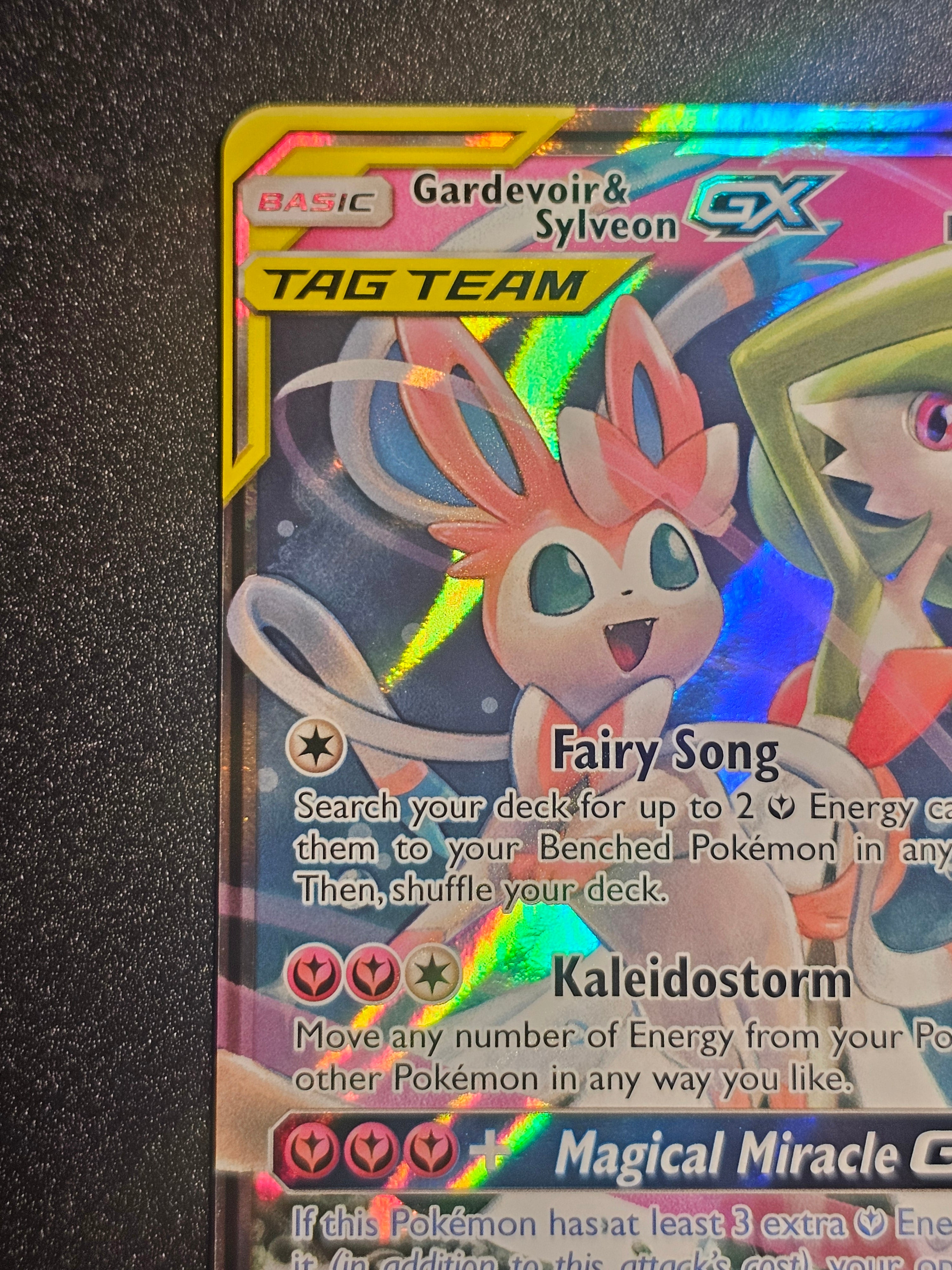 Pokemon TCG - Gardevoir & Sylveon GX 130/214 Unbroken Bonds