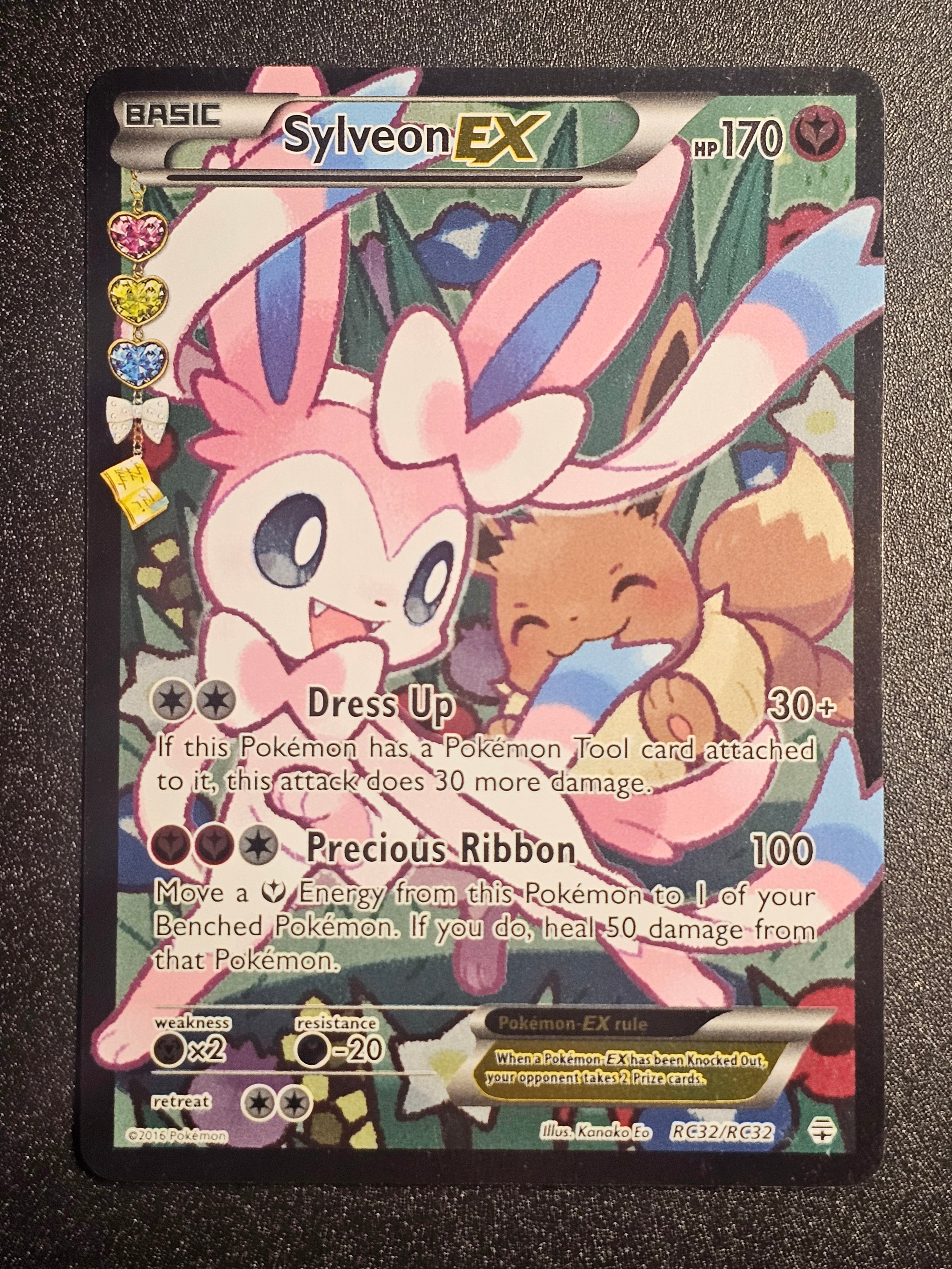 Pokemon TCG - Sylveon EX RC32/RC32 Radiant Collection