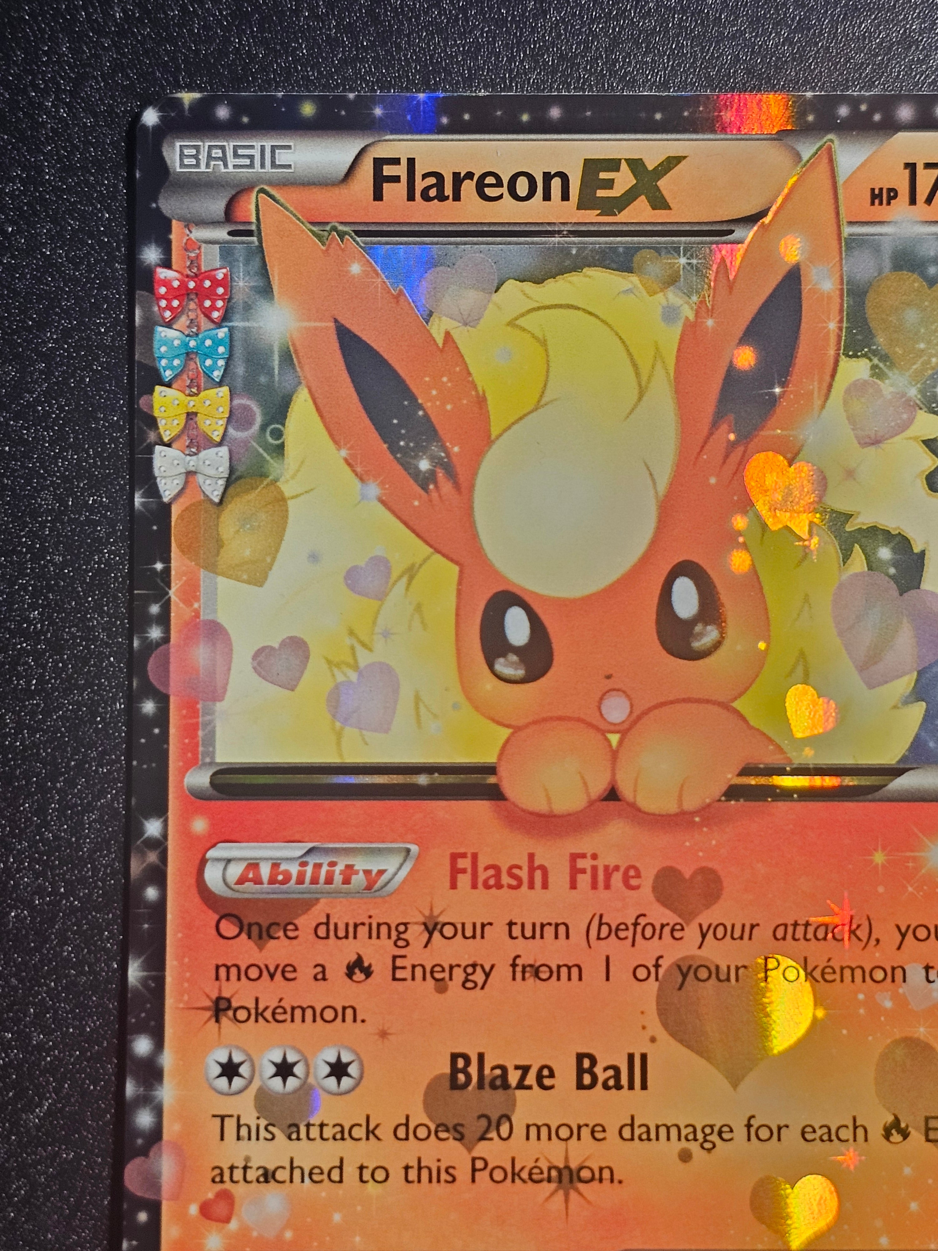 Pokemon TCG - Flareon EX RC6/RC32 Radiant Collection