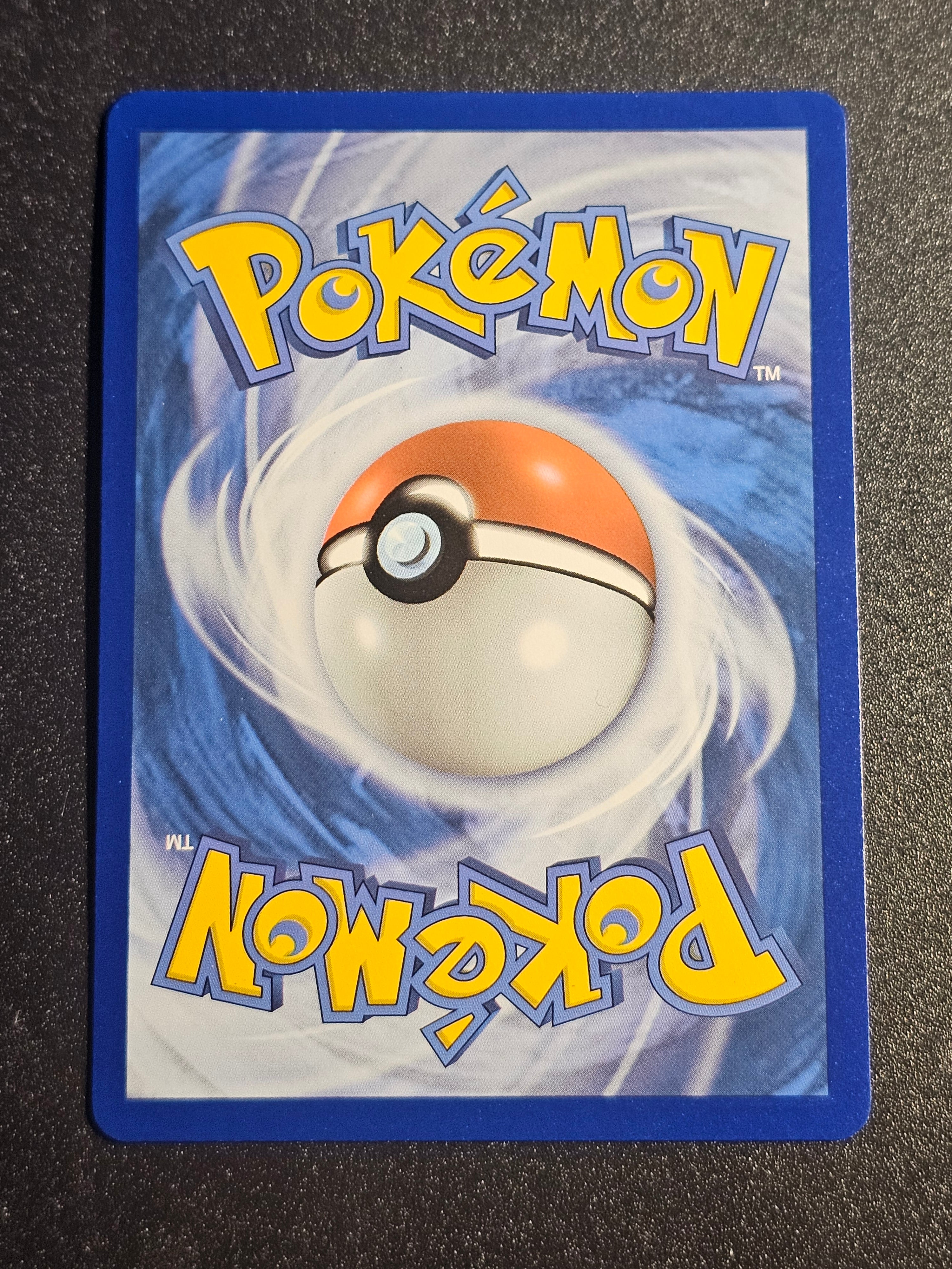 Pokemon TCG - Sylveon V 074/203 Evolving Skies