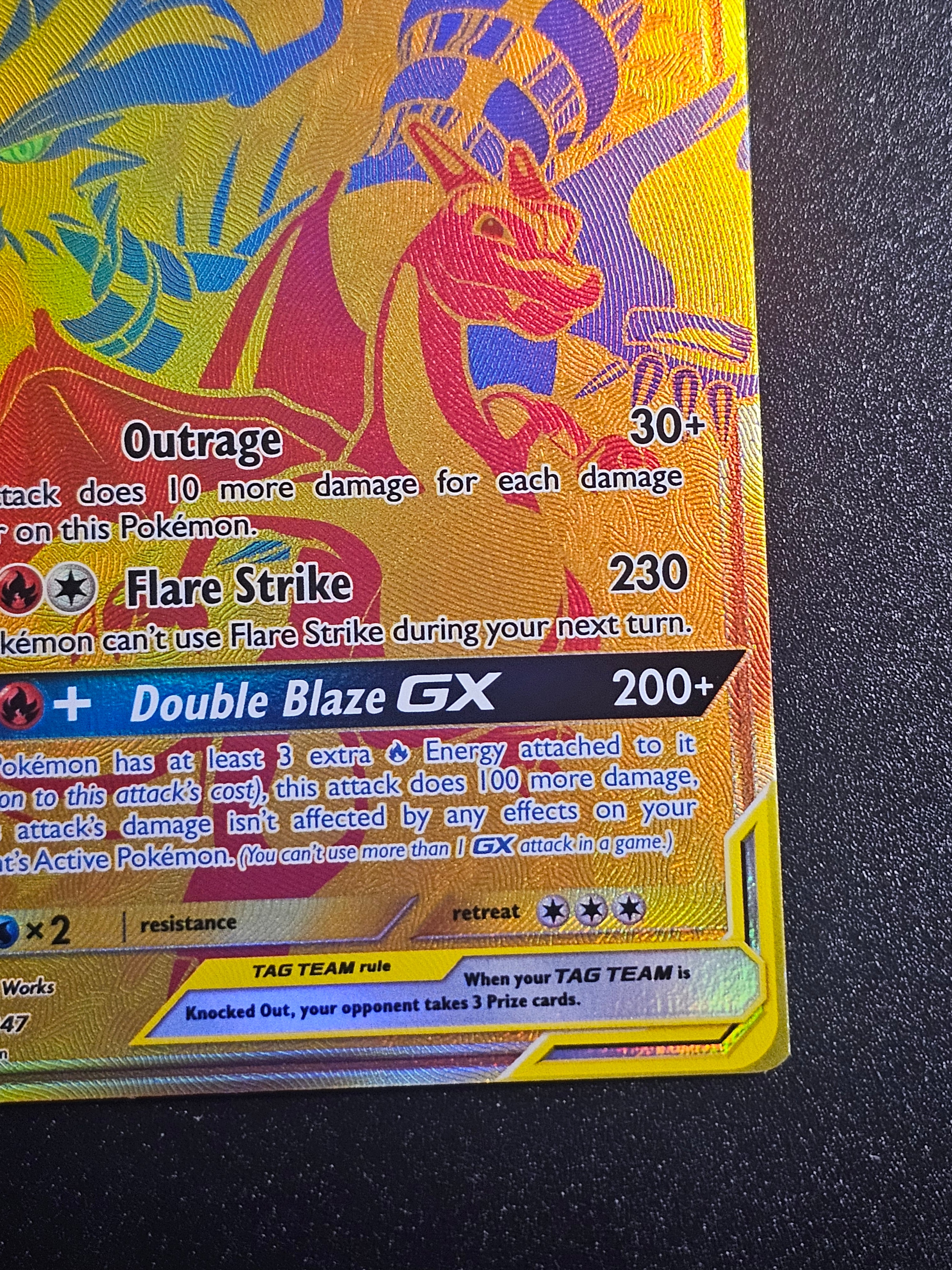 Pokemon TCG - Reshiram & Charizard GX Tag Team SM247