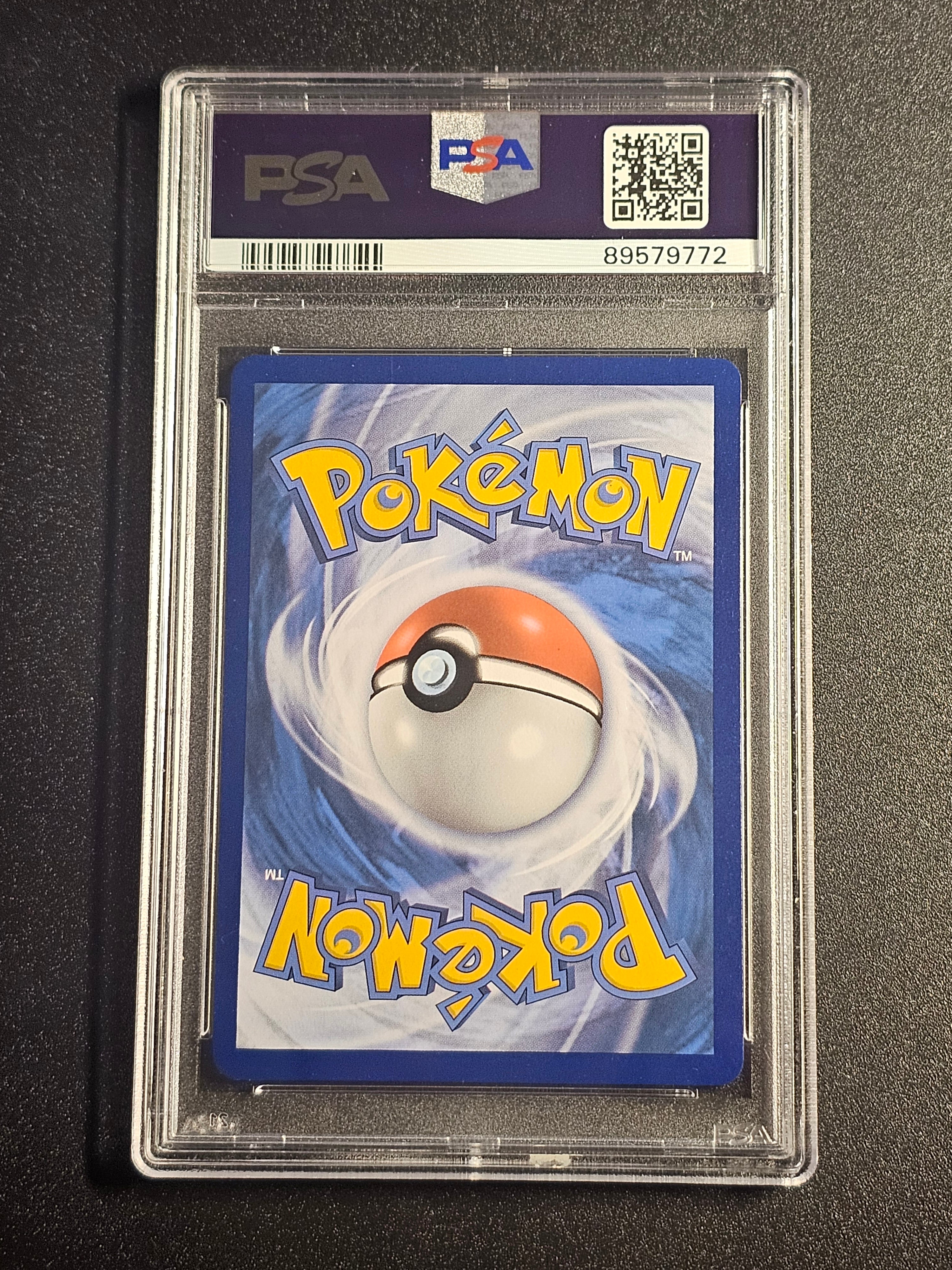 Pokemon TCG - Rocket's Zapdos 15/132 PSA 10 Celebrations