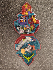 Mighty Max Blows Up Dino Lab Bluebird Complete