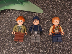 LEGO Jurassic Park 75940 GALLIMIMUS AND PTERANODON BREAKOUT Complete