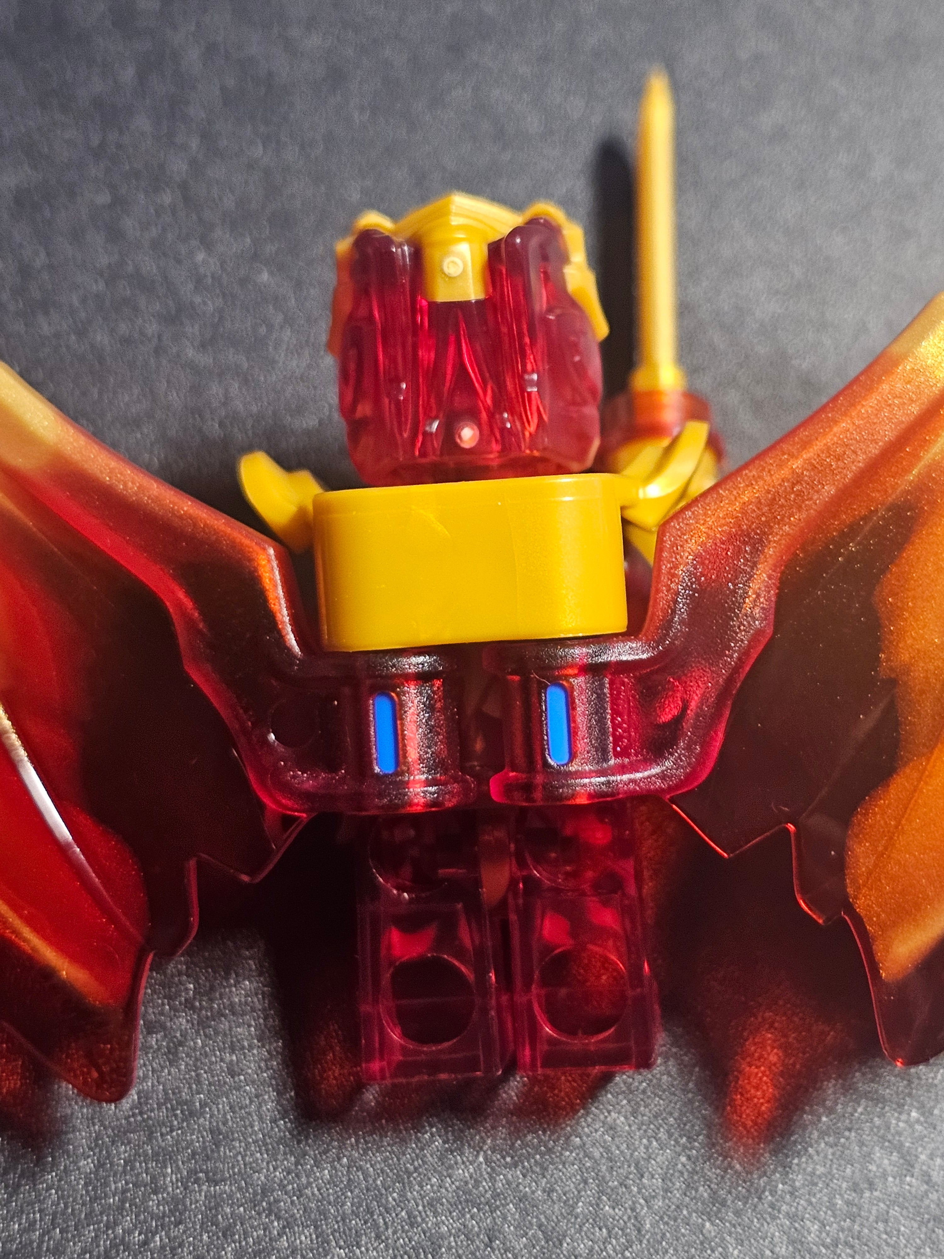Lego NINJAGO Minifigure Golden Dragon Kai