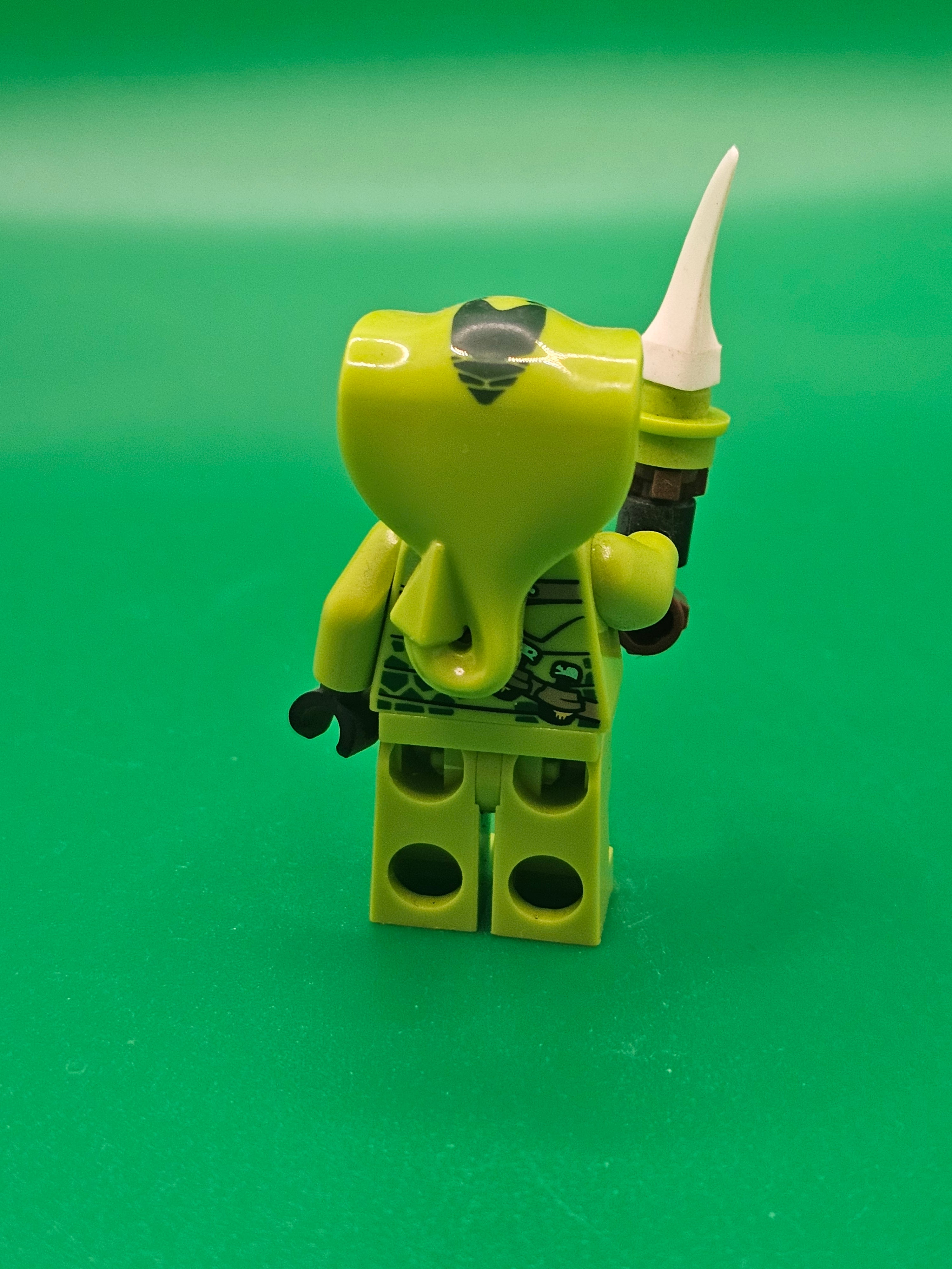 LEGO Ninjago Minifigure Lasha Legacy