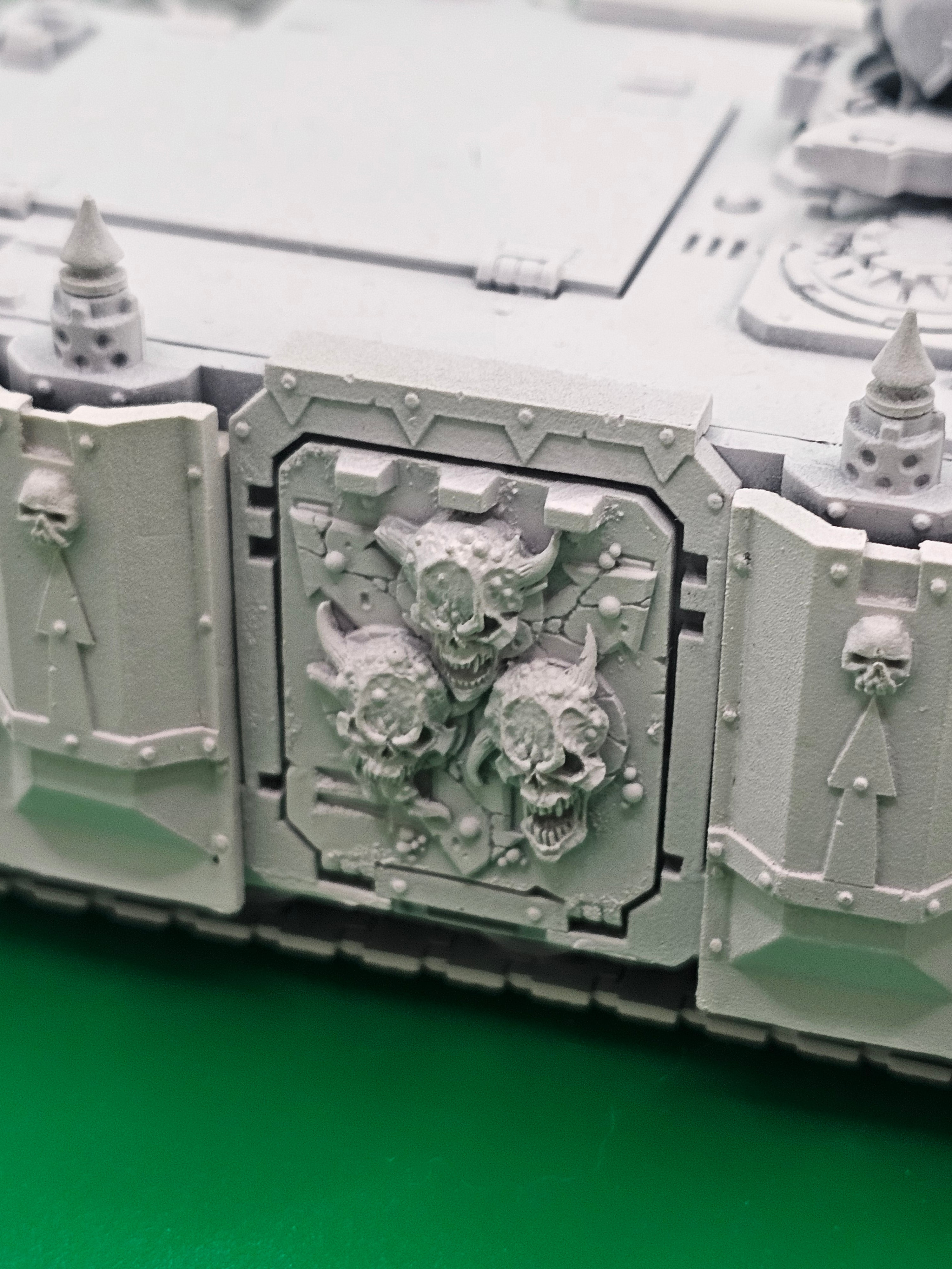 Warhammer 40k Death Guard Rhino with Forgeworld Doors