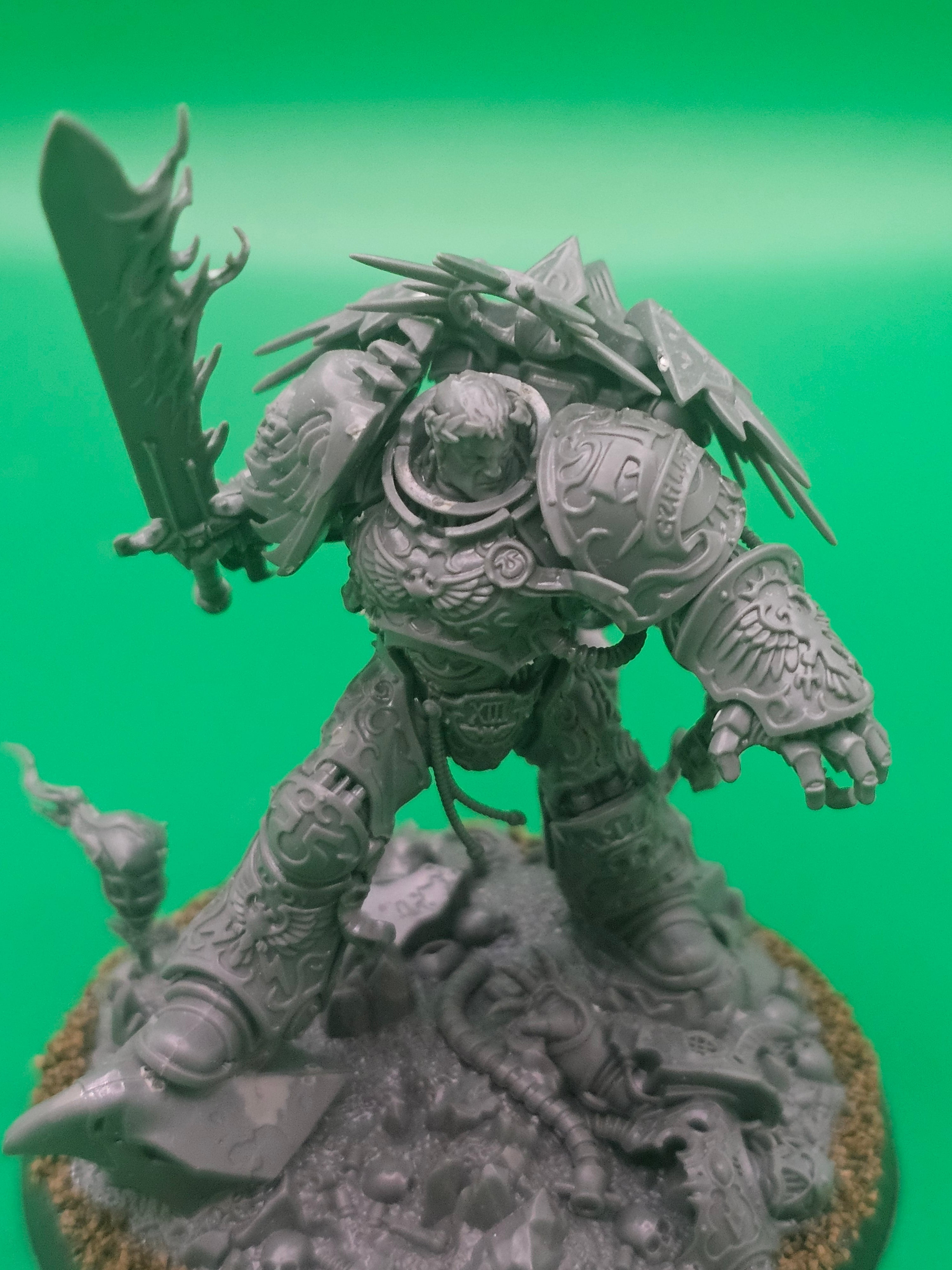 Warhammer 40k Space Marines Roboute Guilliman