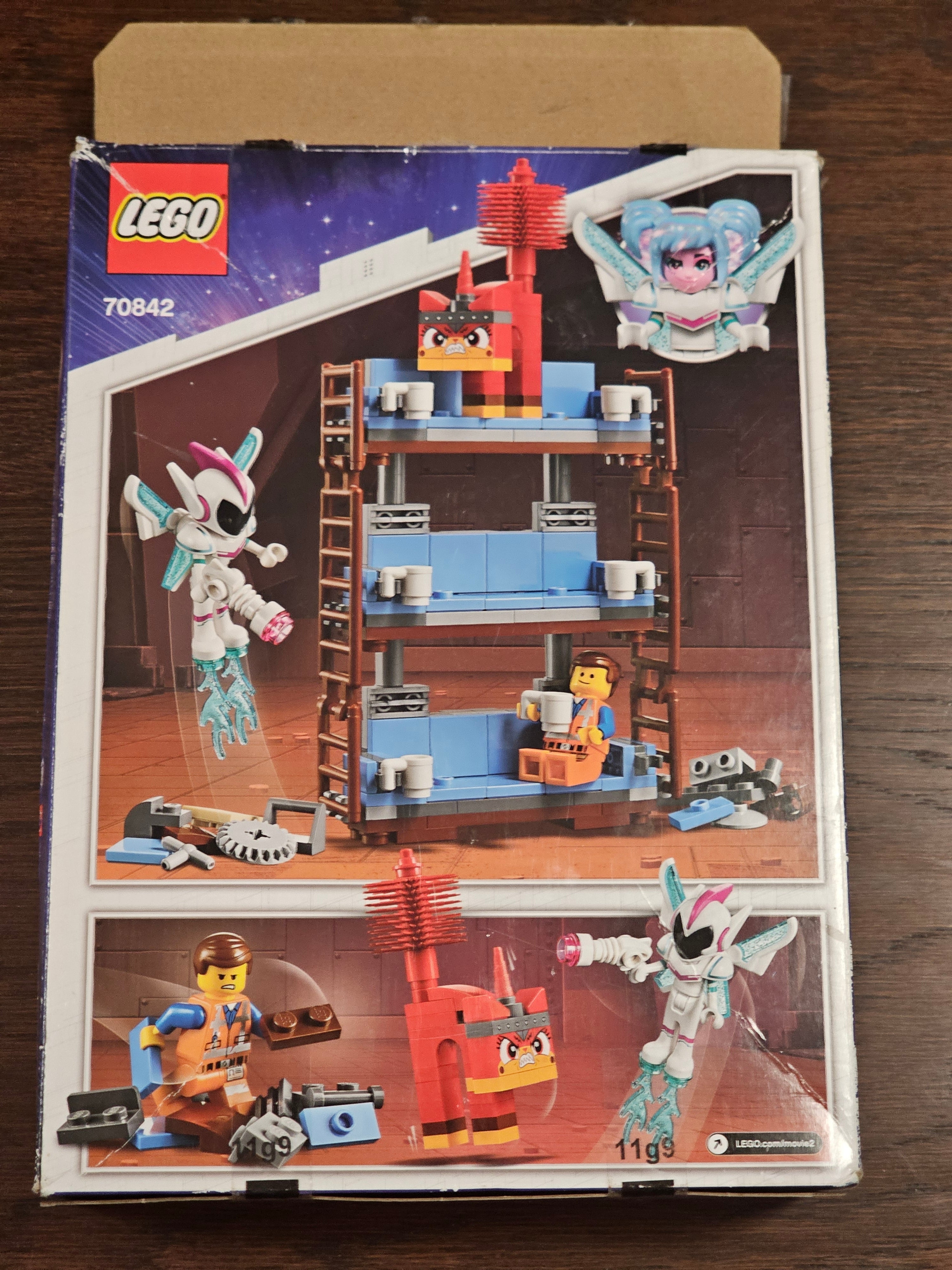 LEGO Emmet's Triple-Decker Couch Mech 70842