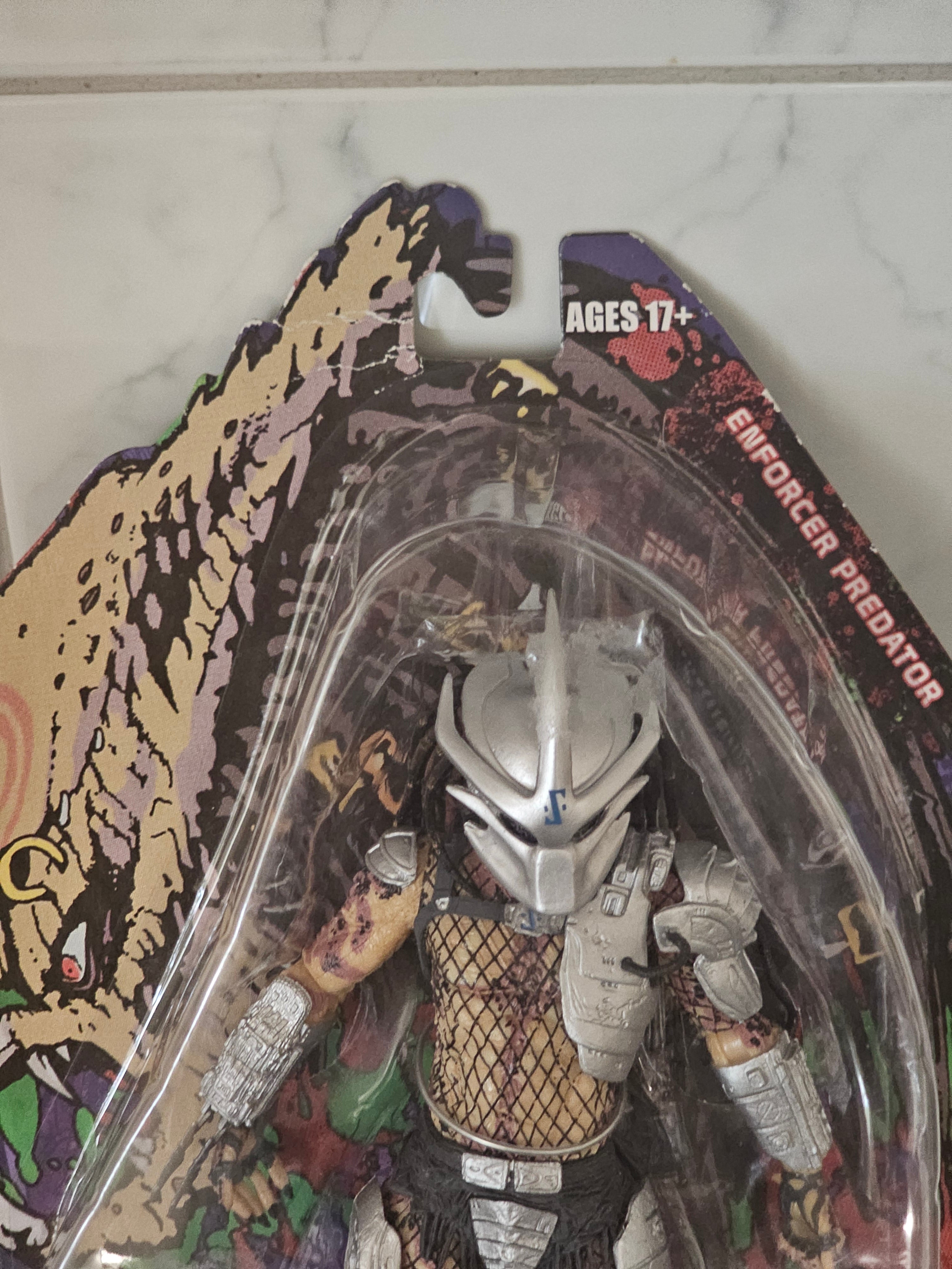 Predator Enforcer Predator Neca Action Figure
