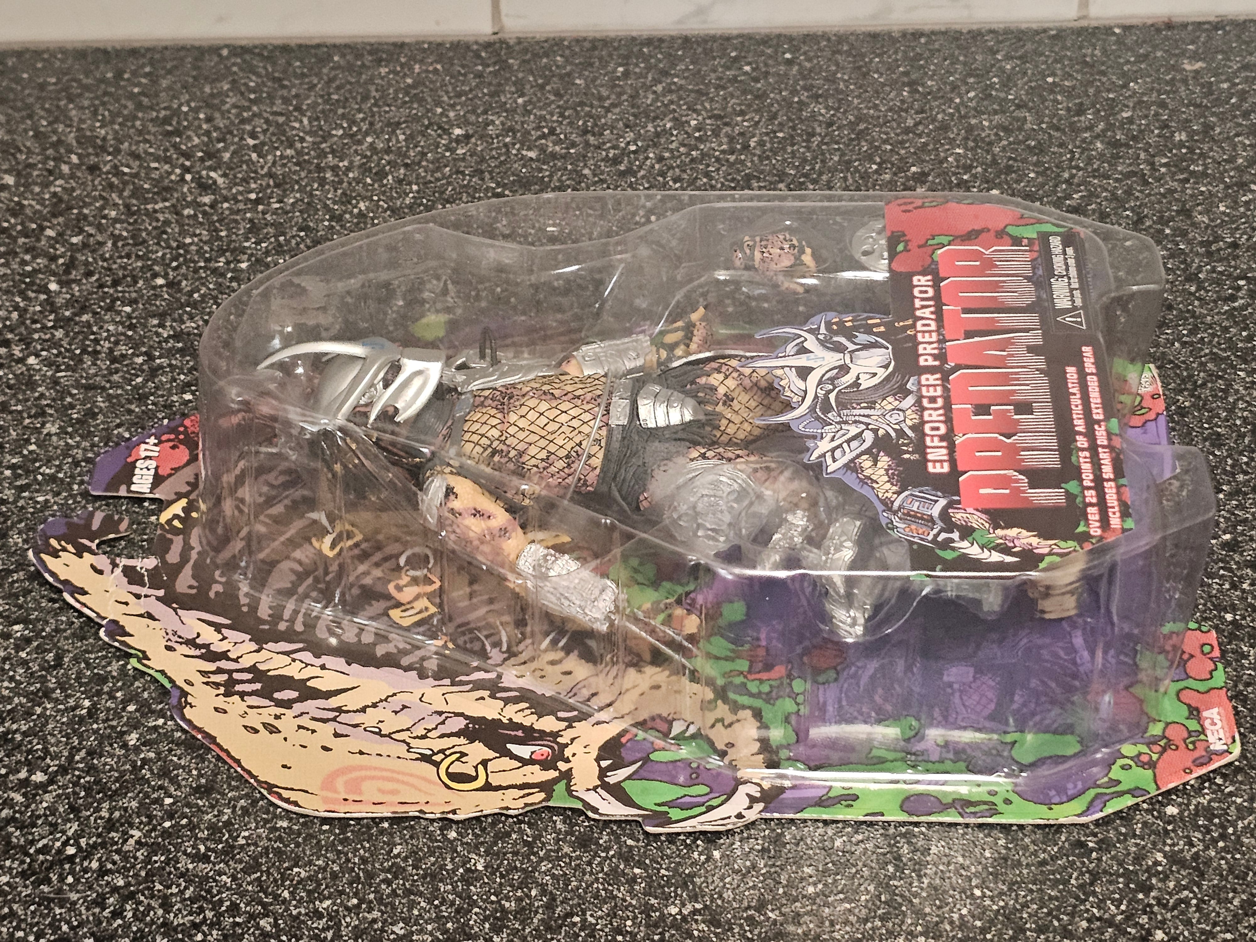 Predator Enforcer Predator Neca Action Figure