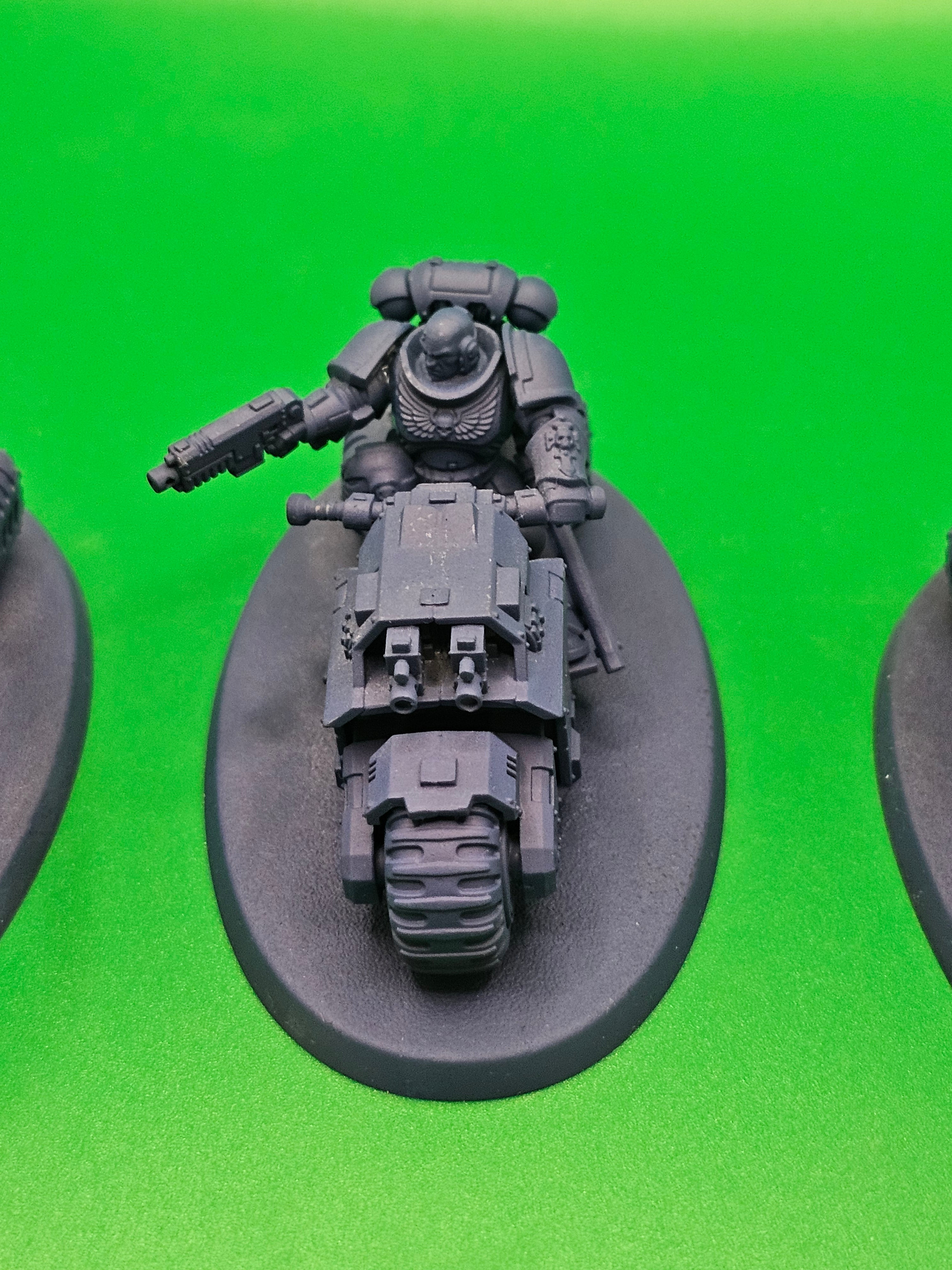 Warhammer 40k Space Marines Outriders