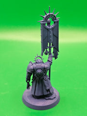 Warhammer 40k Space Marines Primaris Bladeguard Ancient Standard Bearer