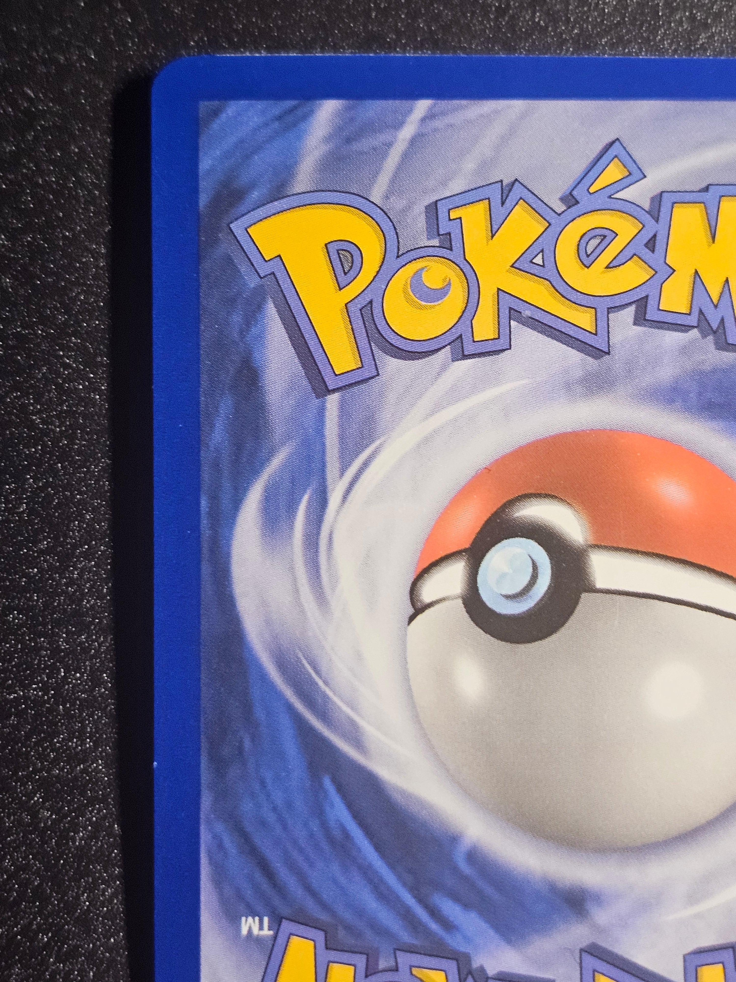 Pokemon TCG - Pikachu RC29/RC32 Radiant Collection