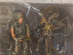 Aliens Private William Hudson Vs Xenomorph Warrior