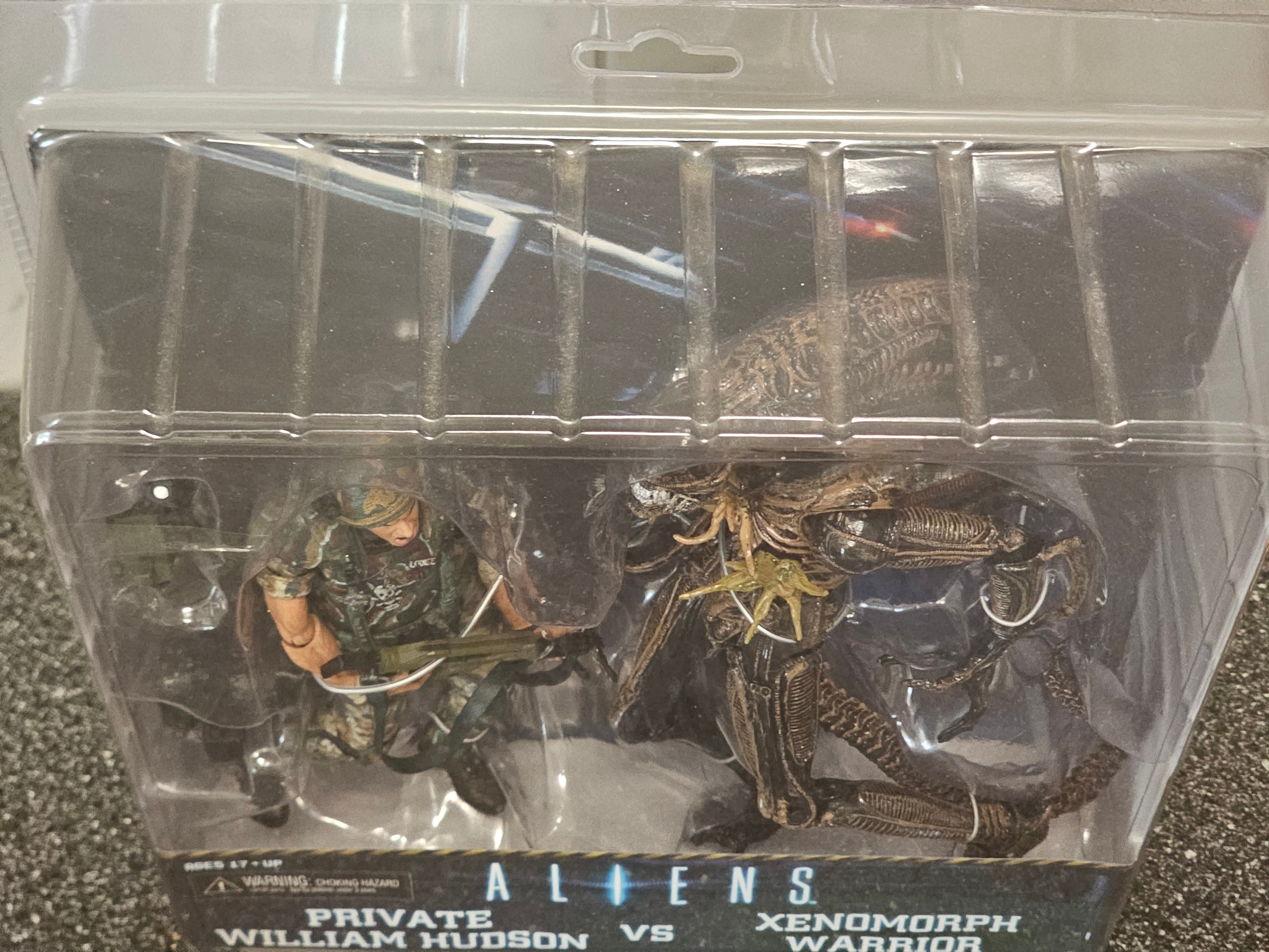 Aliens Private William Hudson Vs Xenomorph Warrior