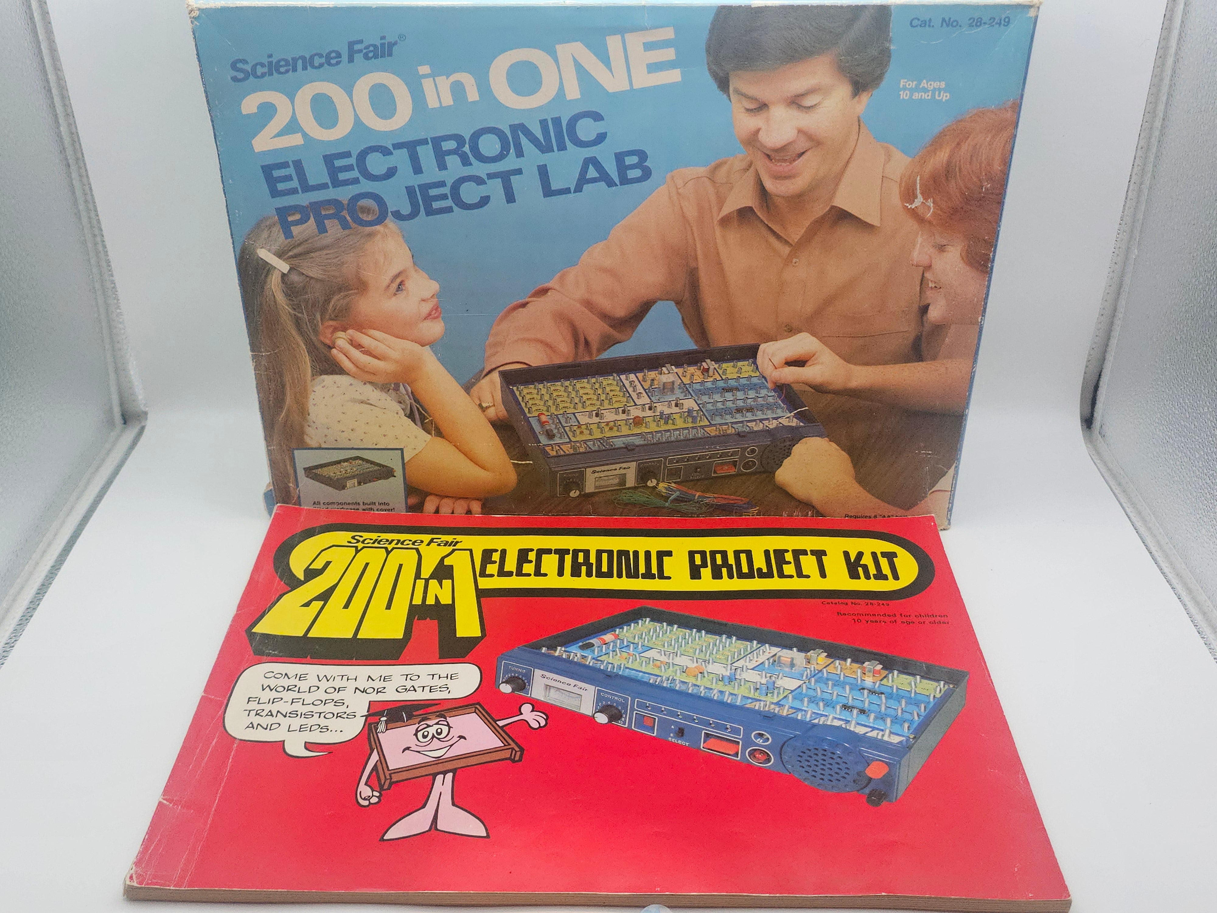 Science Fair 200 in One Electronic Project Lab