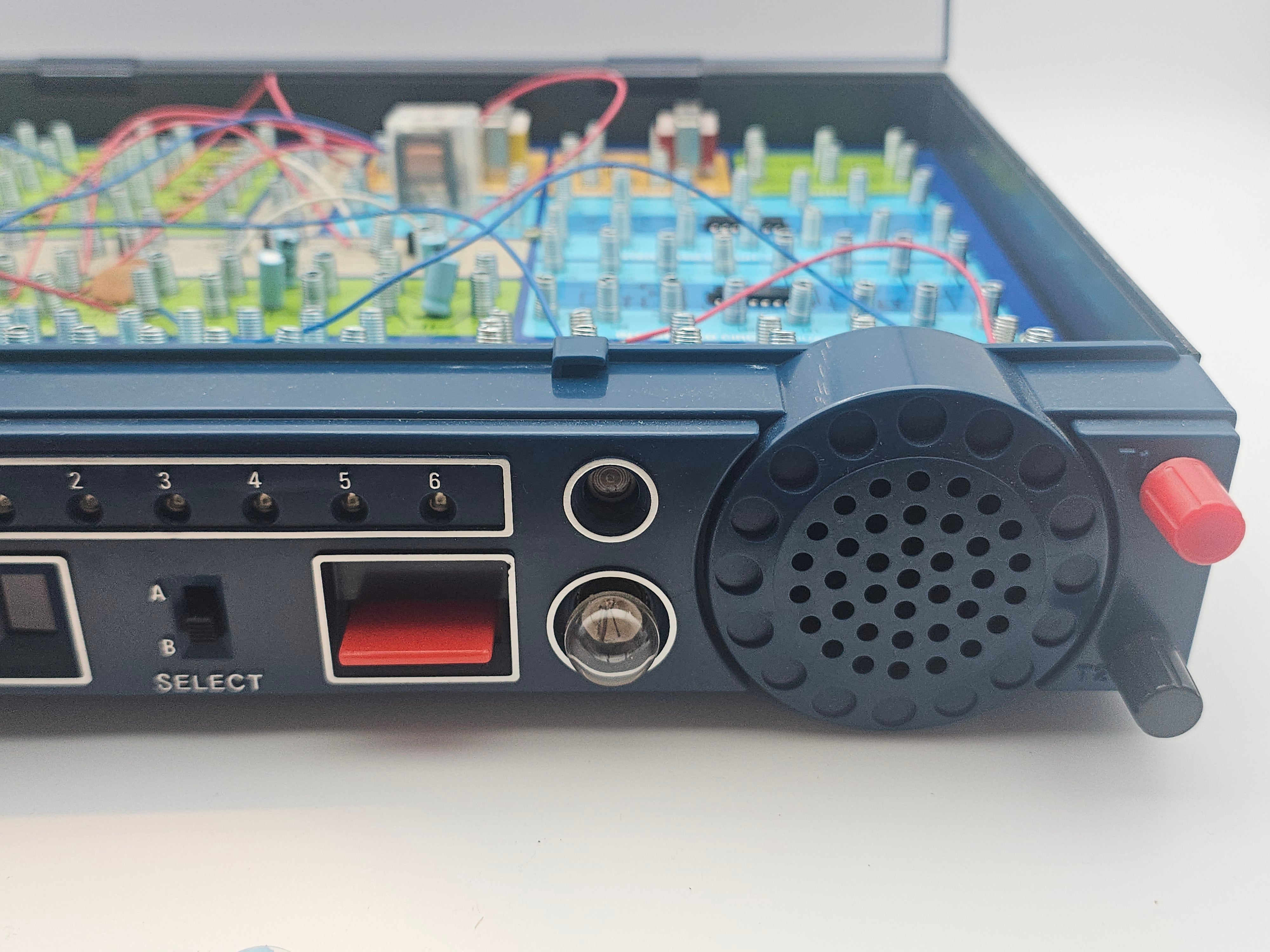 Science Fair 200 in One Electronic Project Lab