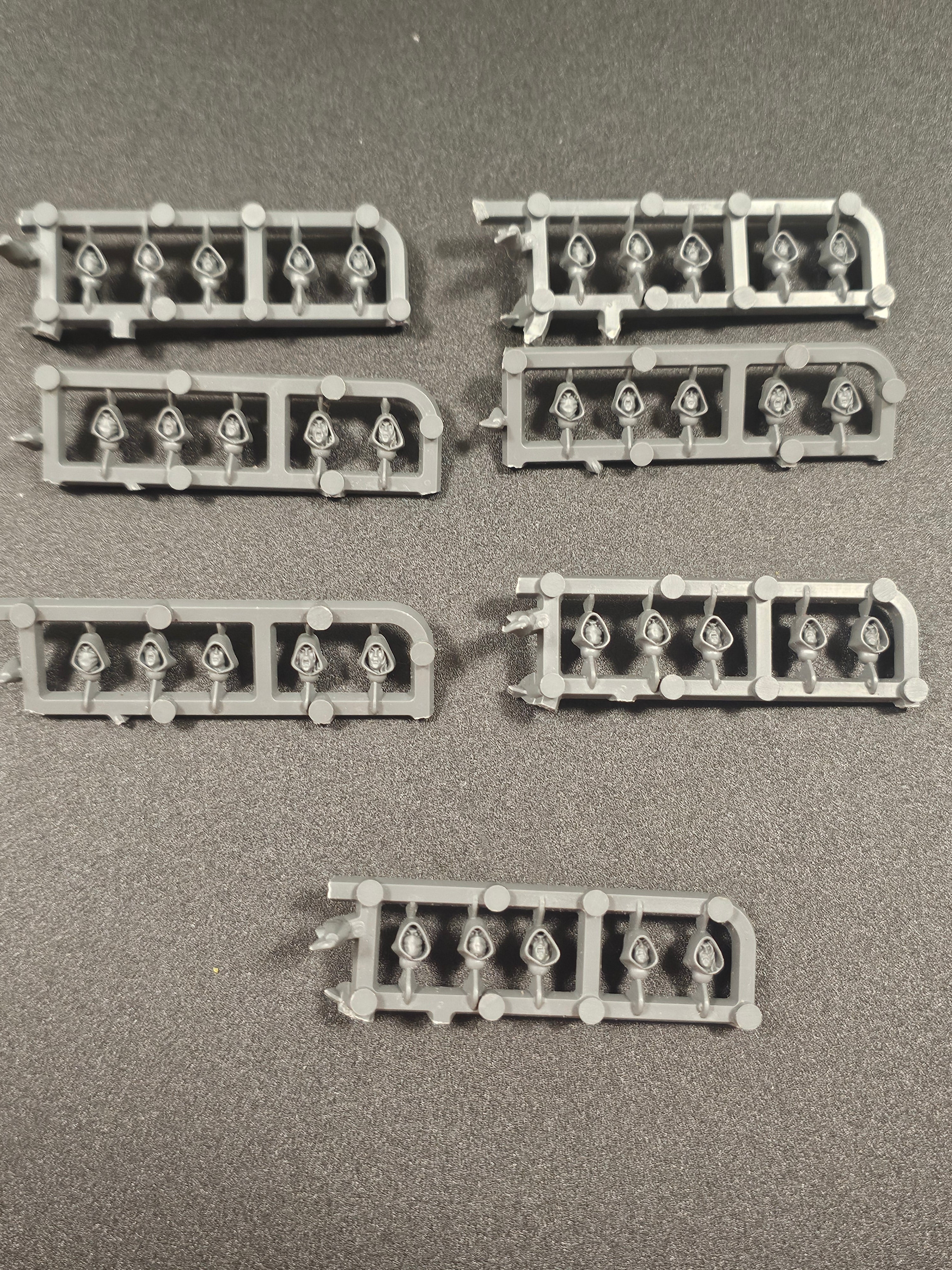 Warhammer Elf Heads x40