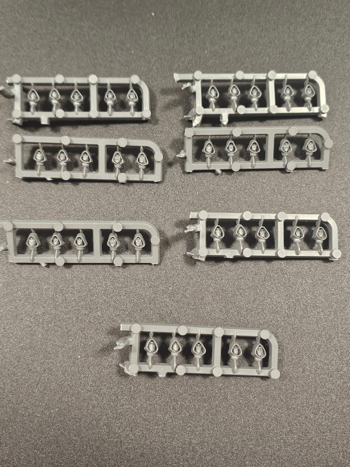 Warhammer Elf Heads x40