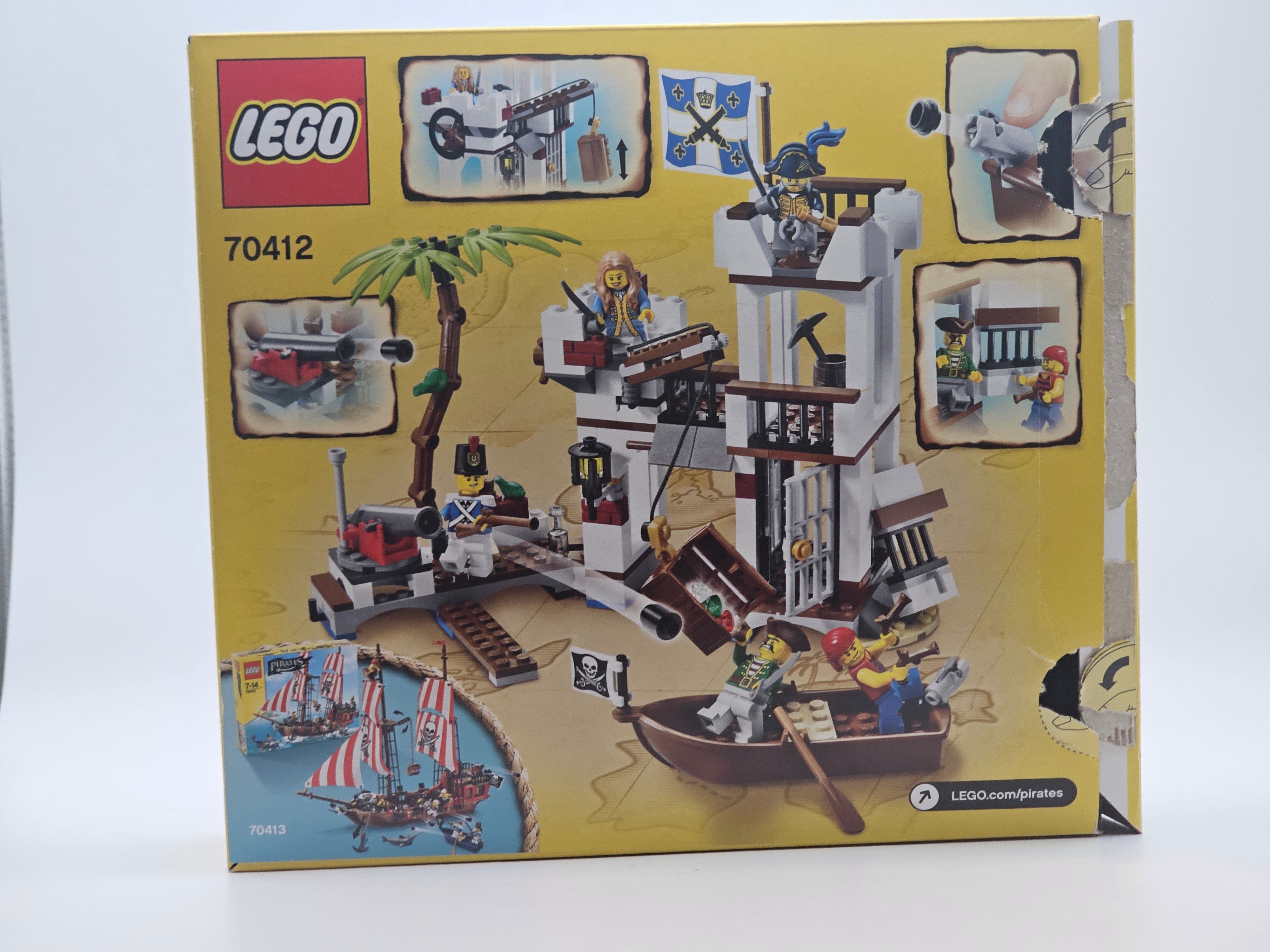 Lego Pirates Soldiers Fort 70412 Complete