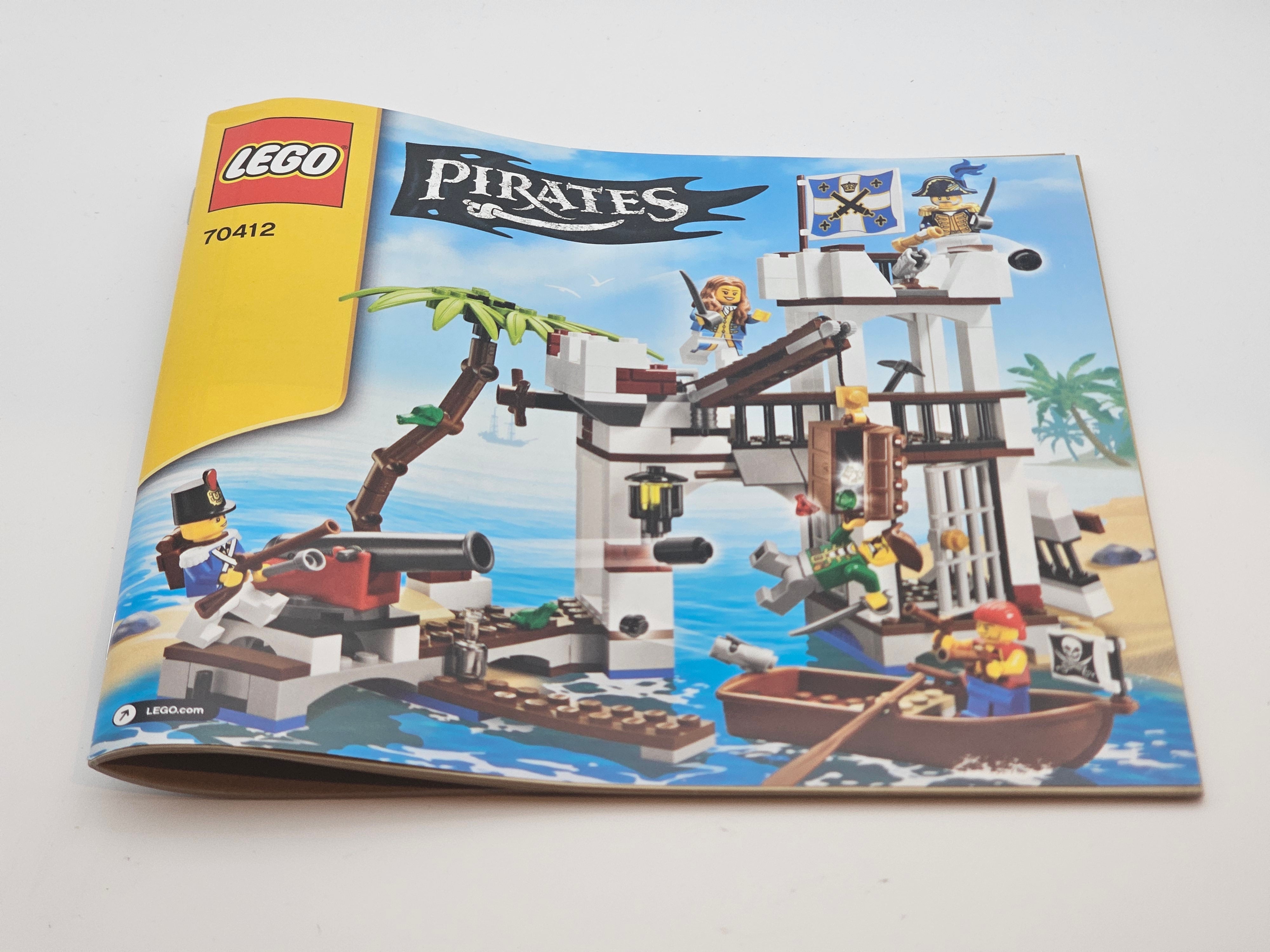 Lego Pirates Soldiers Fort 70412 Complete