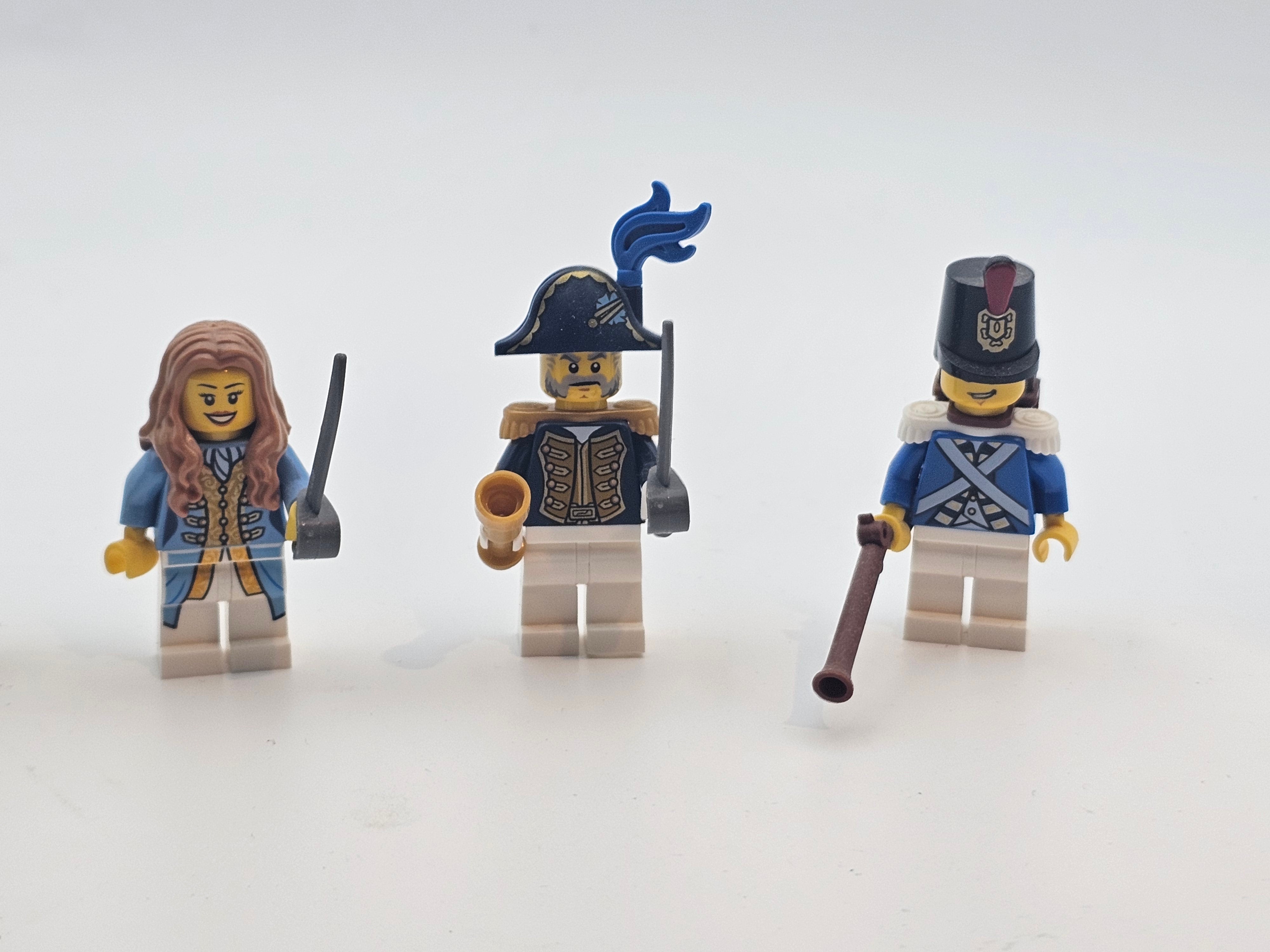 Lego Pirates Soldiers Fort 70412 Complete