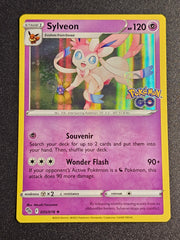 Pokemon TCG - Slyveon 035/078 Holo Pokemon Go