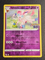 Pokemon TCG - Slyveon 035/078 Reverse Holo Pokemon Go