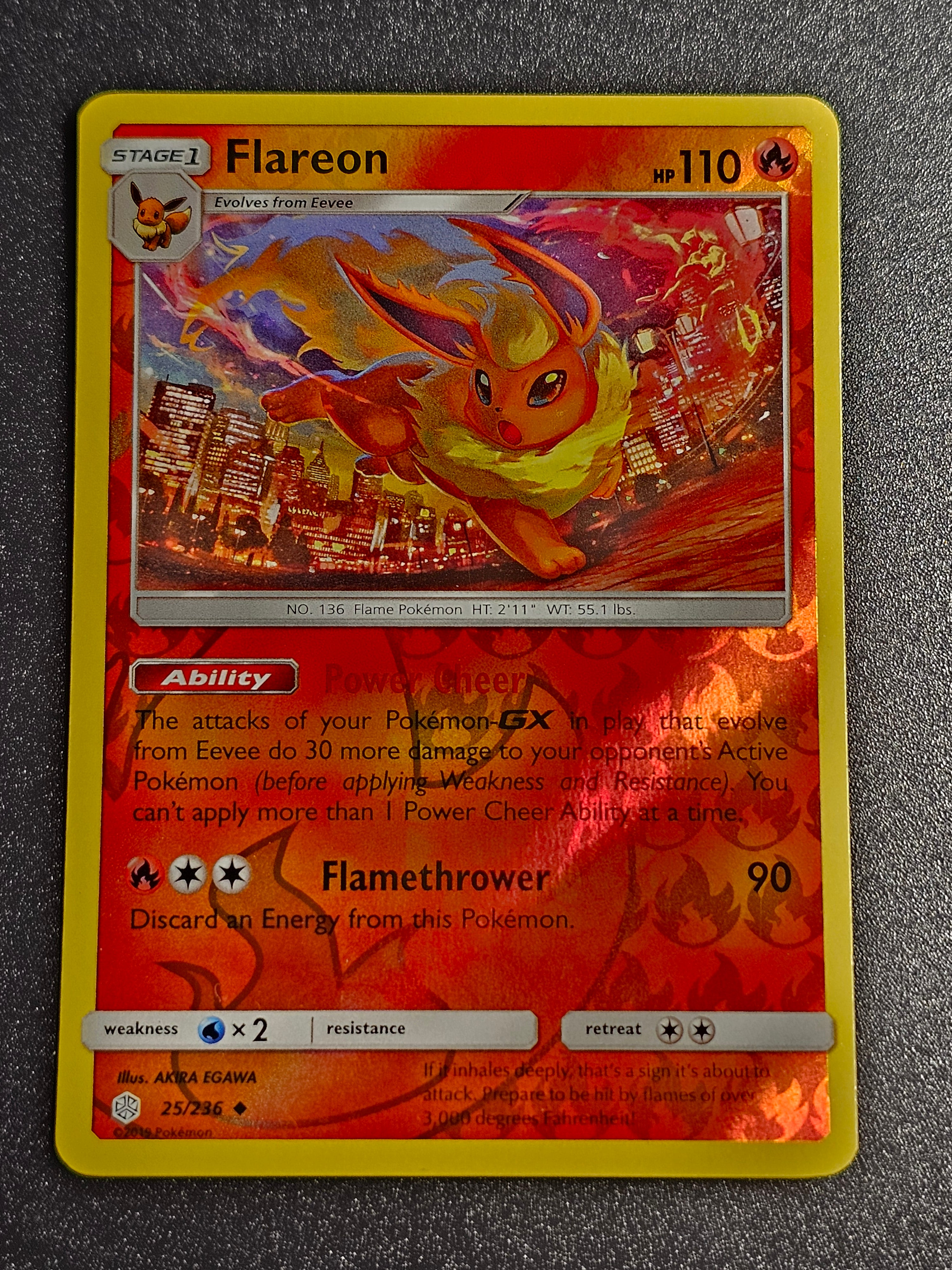 Pokemon TCG - Flareon 25/236 Reverse Holo Cosmic Eclipse