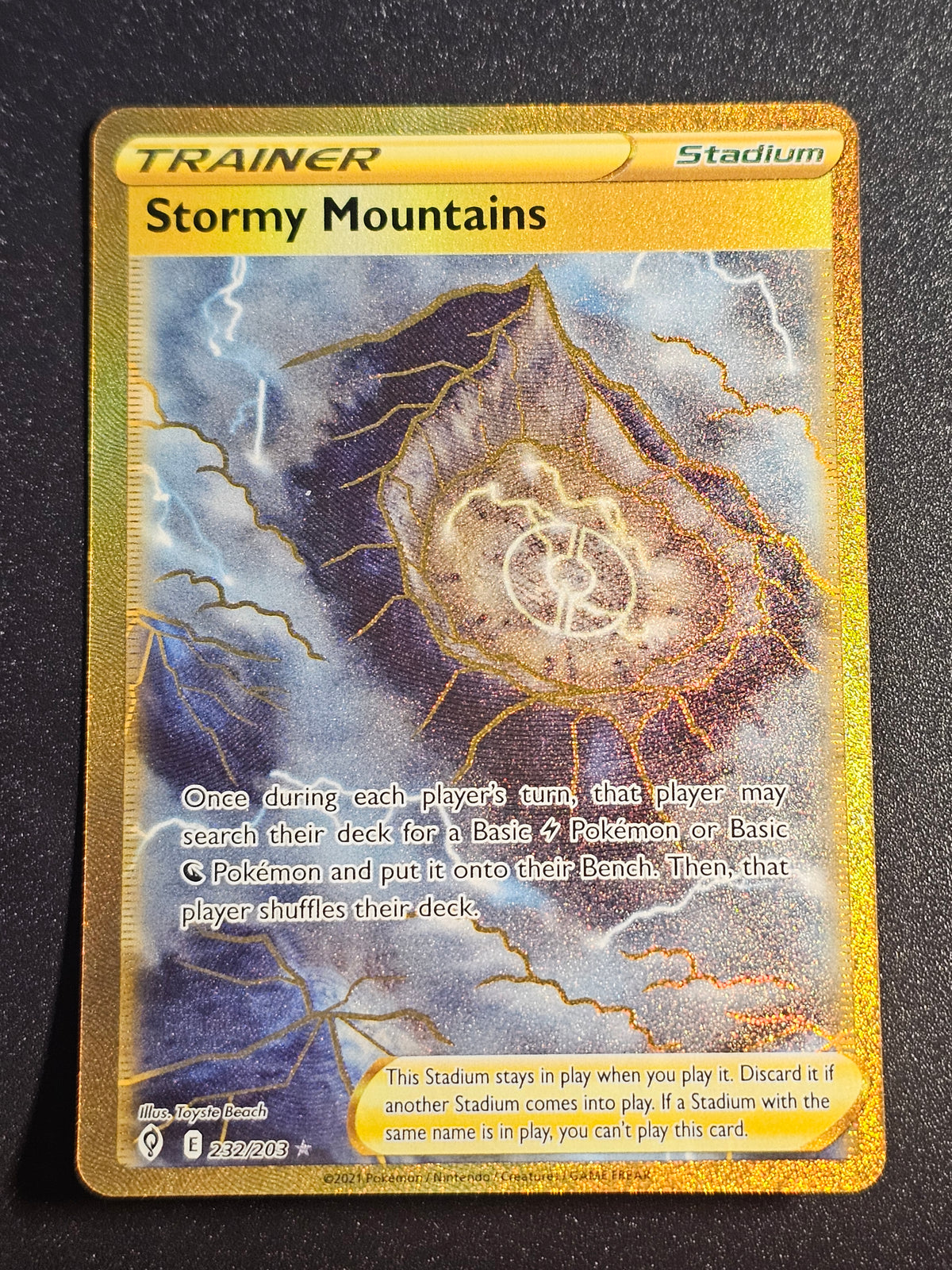 Pokemon TCG - Stormy Mountains 232/203 Evolving Skies