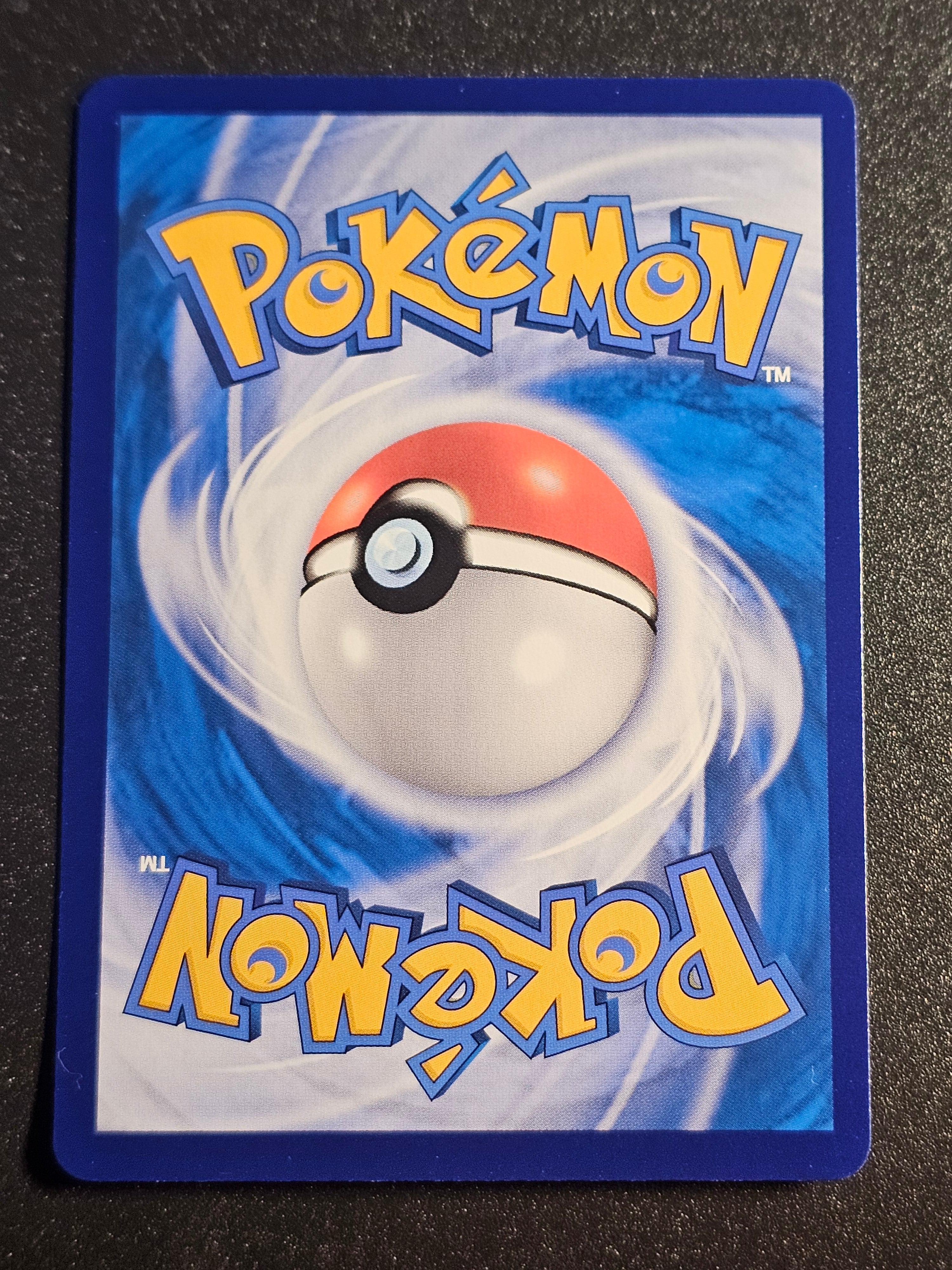 Pokemon TCG - Aerodactyl V 142/131 SR