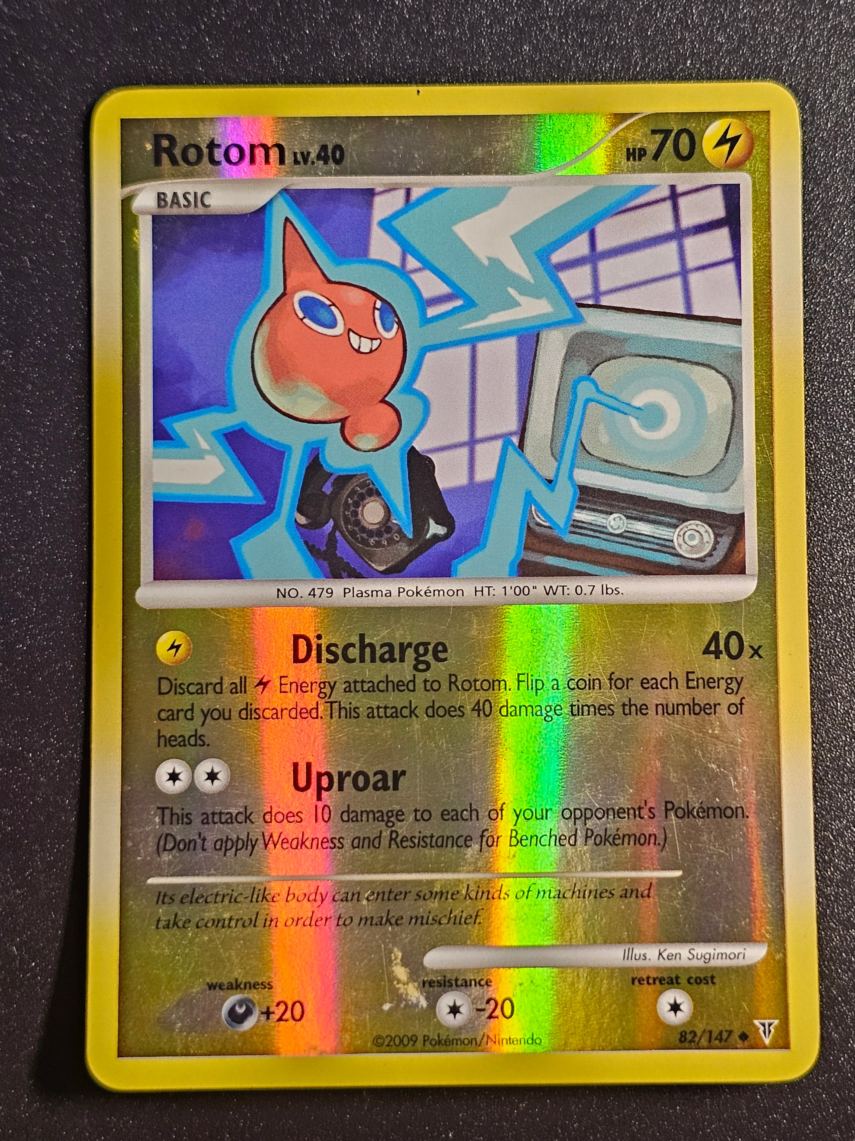 Pokemon TCG - Rotom 82/147 Reverse Holo Supreme Victors