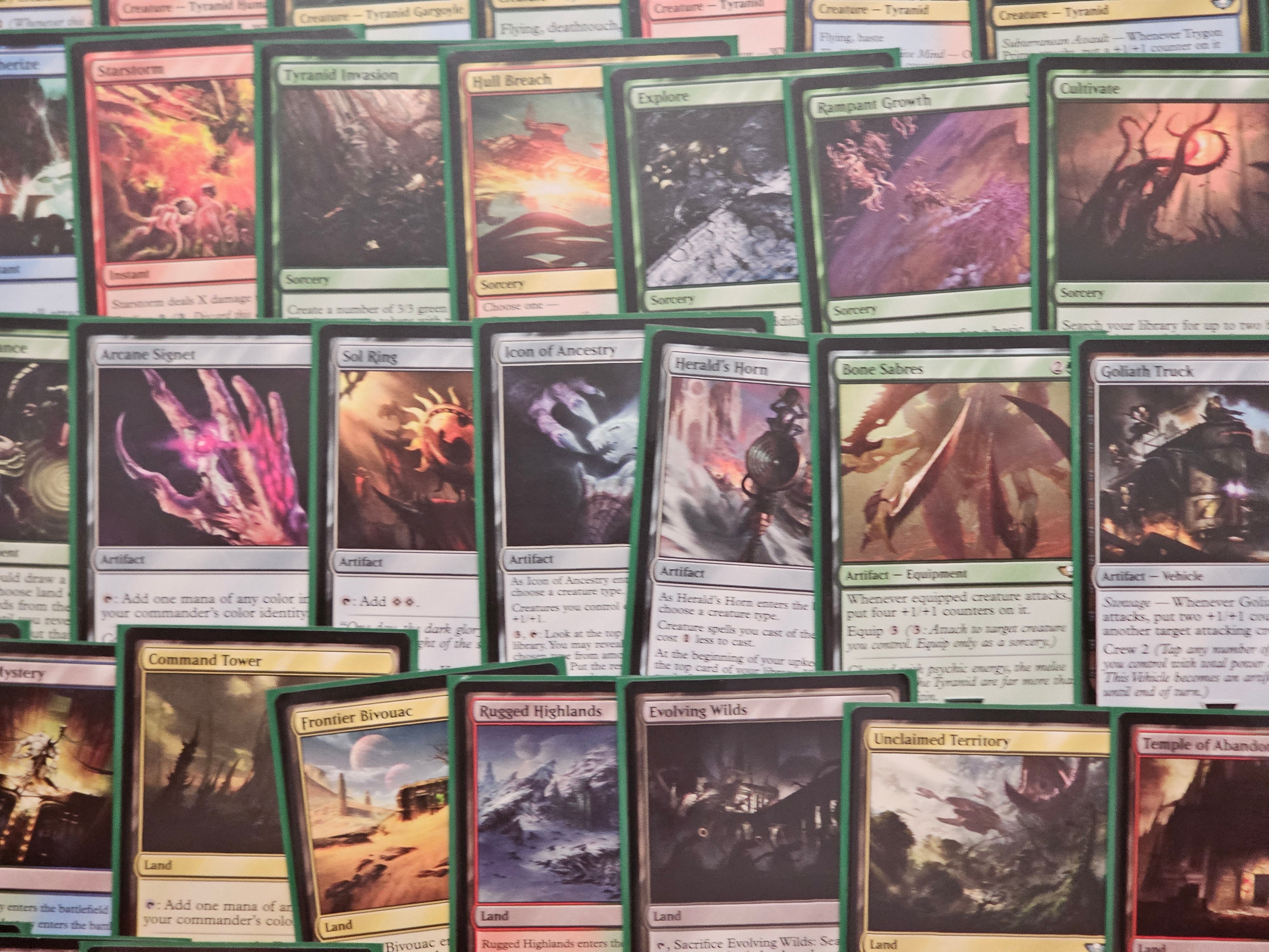 Magic the Gathering Tyranid Swarm Commander Deck