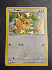 Pokemon TCG - Eevee 155/214 lost Thunder Holo