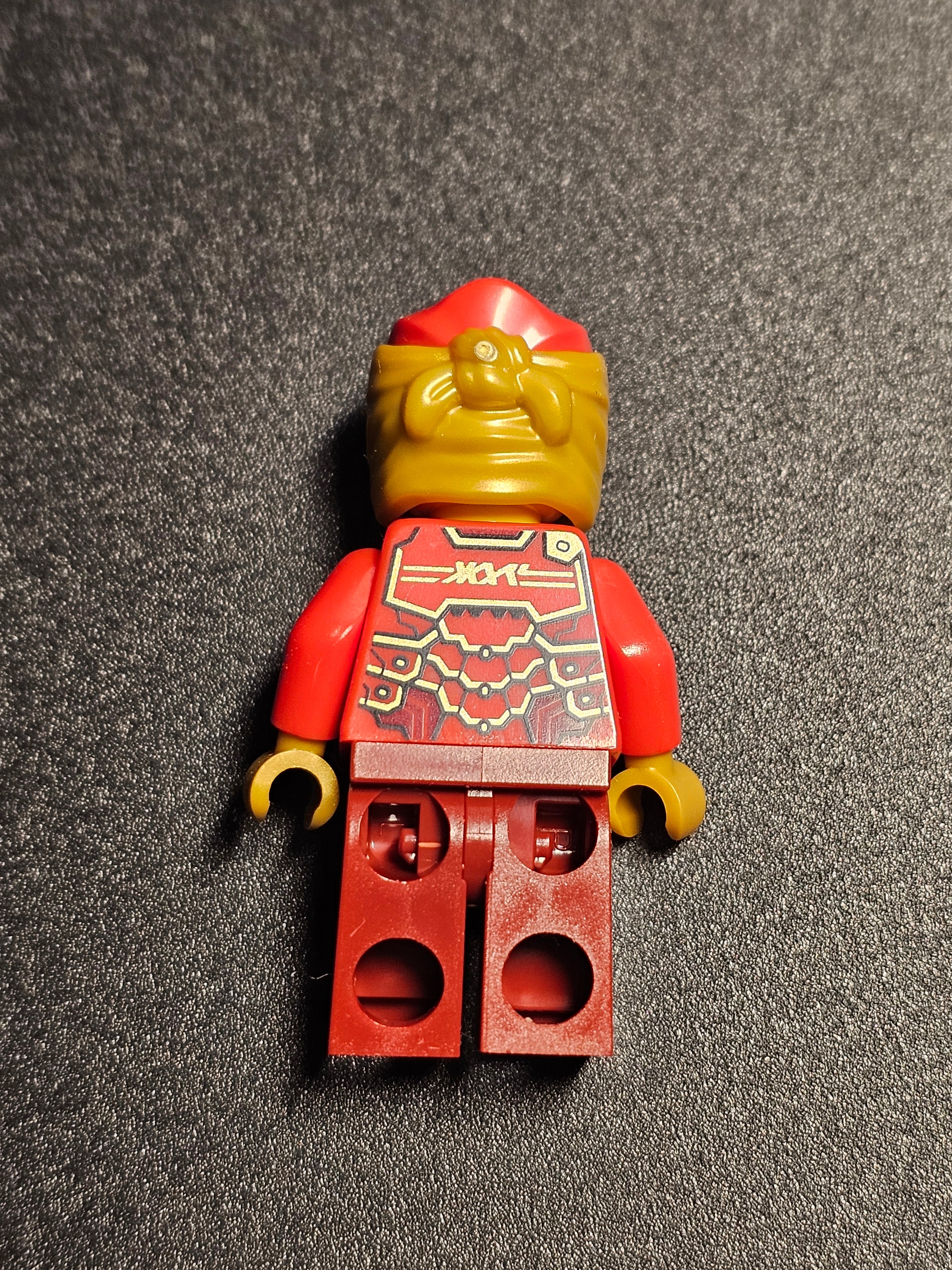 LEGO Ninjago Kai - Dragons Rising with Armor Plates with Pearl Gold Wrap